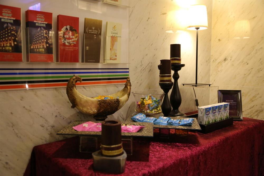 New California Hotel