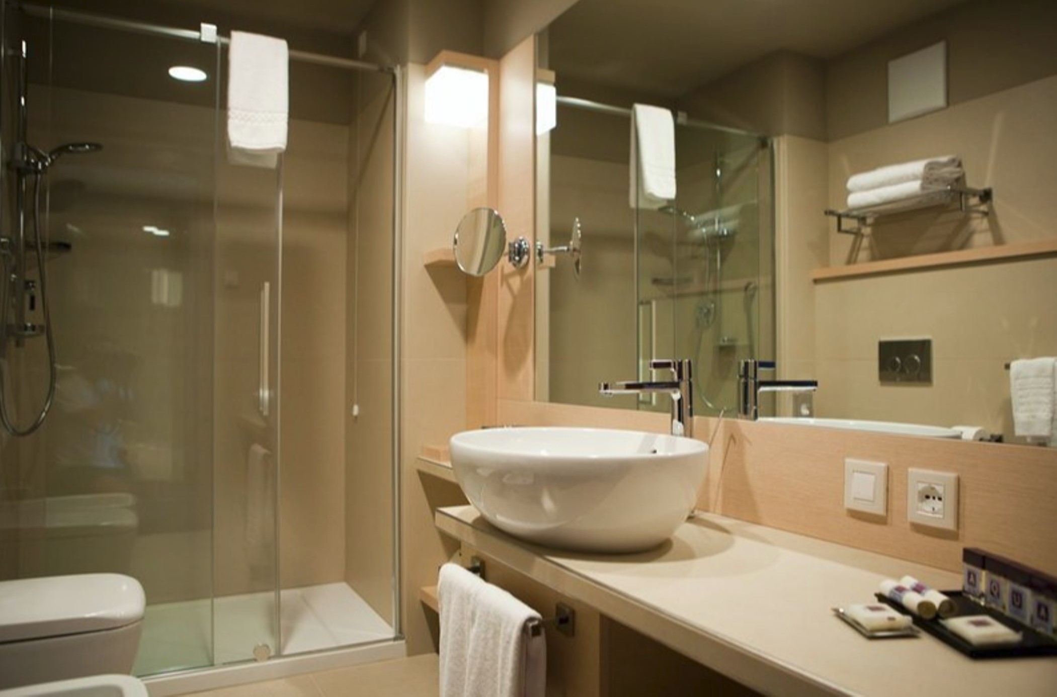 Aqualux Hotel Spa Suite & Bardolino by null