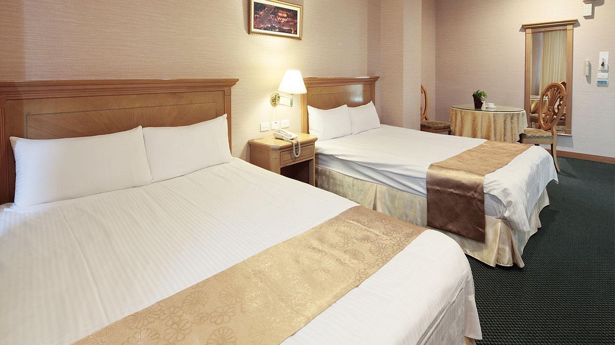 Cambridge Hotel Yung Kong