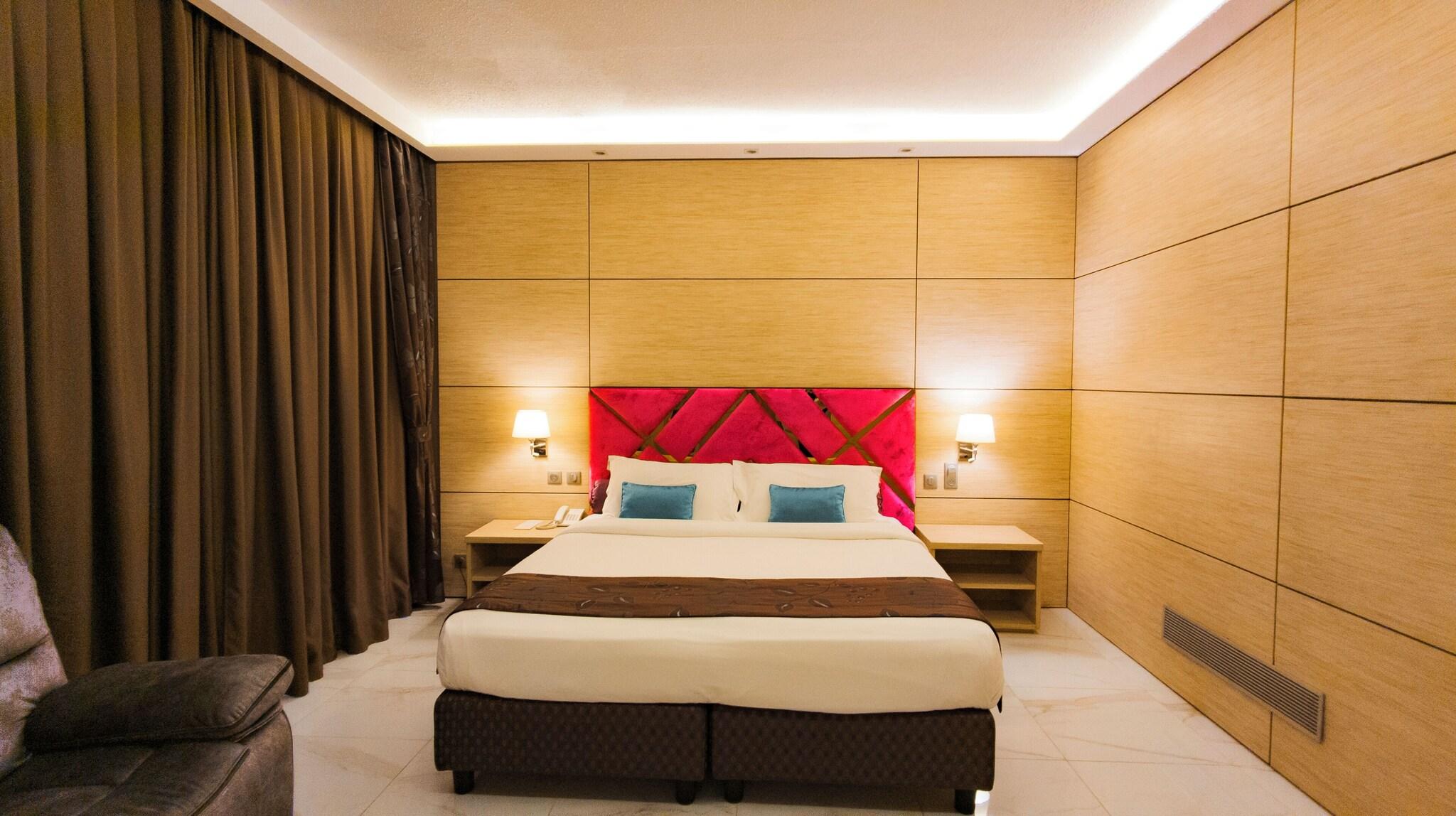 Mercure Lome Sarakawa by null