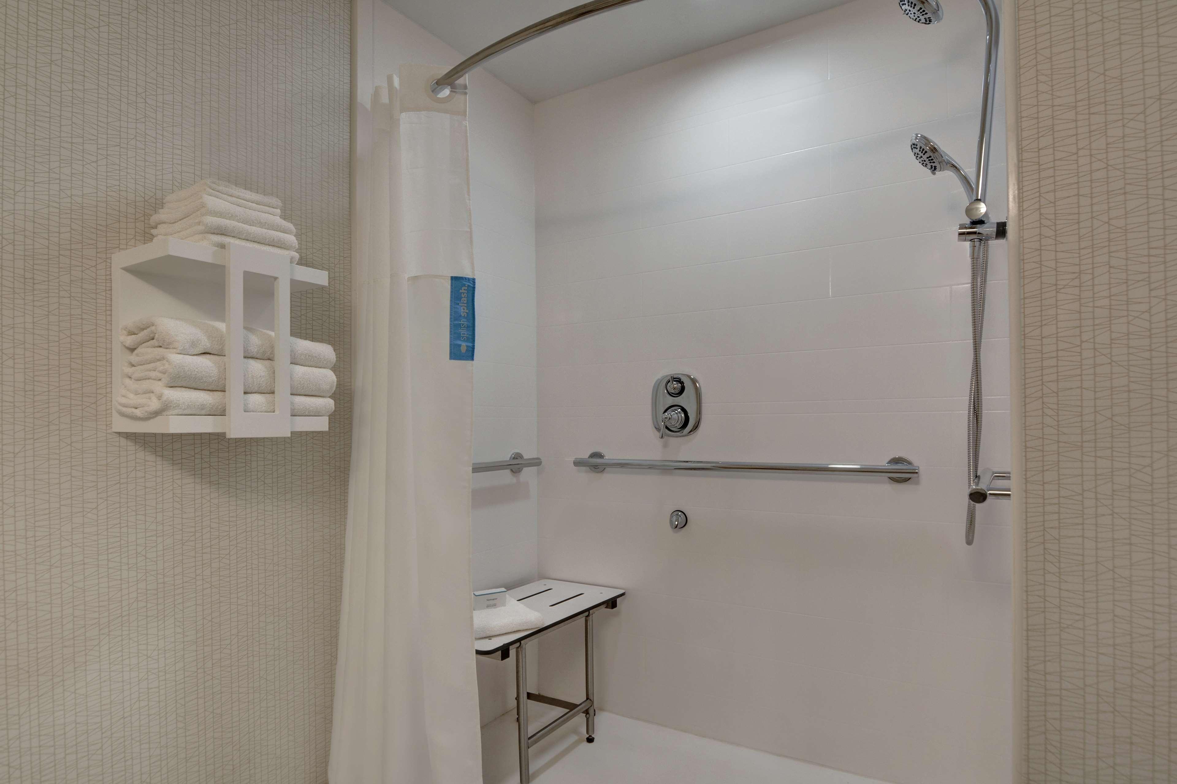 Hampton Inn Greenwood