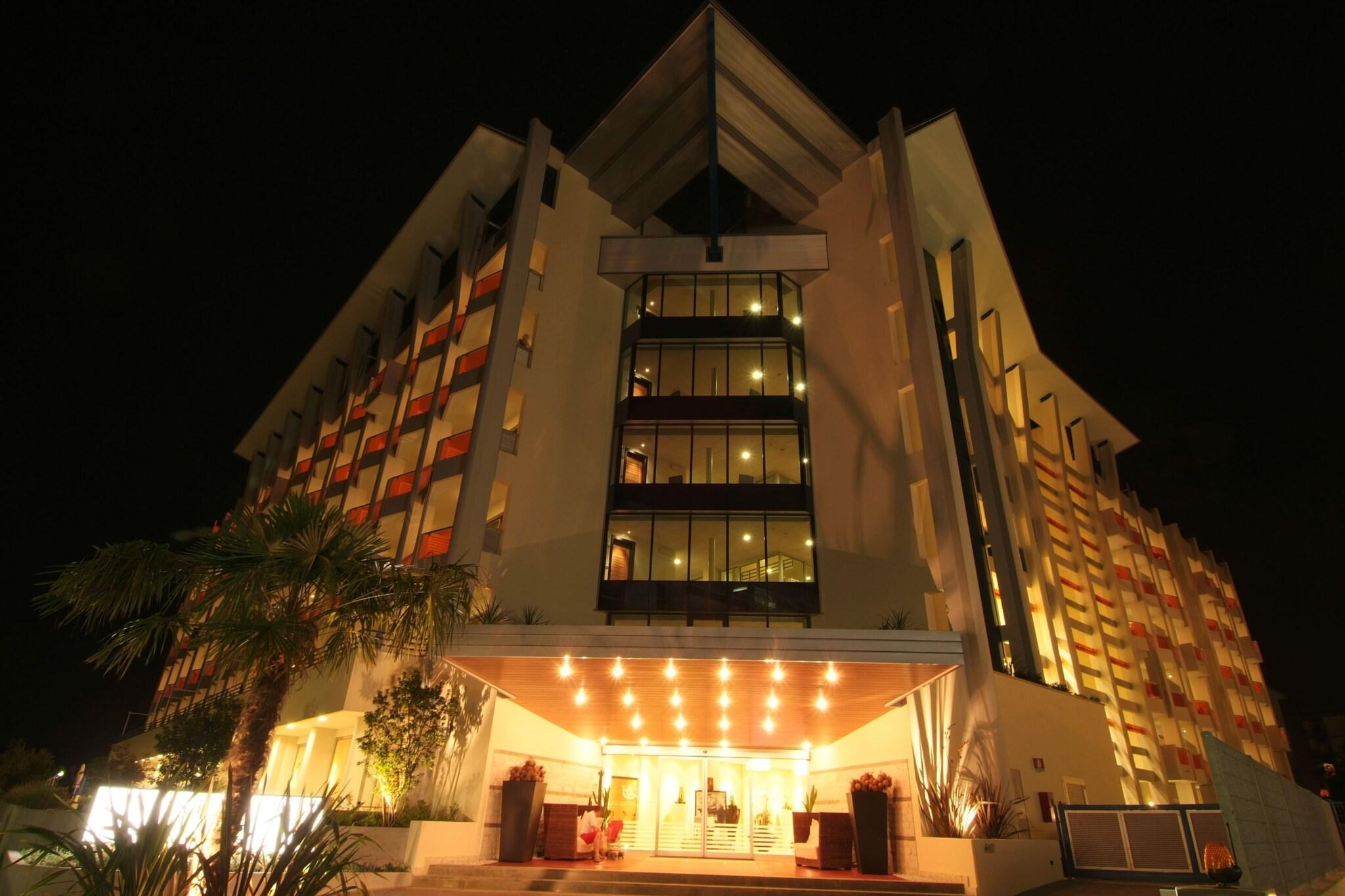 Bibione Palace Suite Hotel - nuotrauka