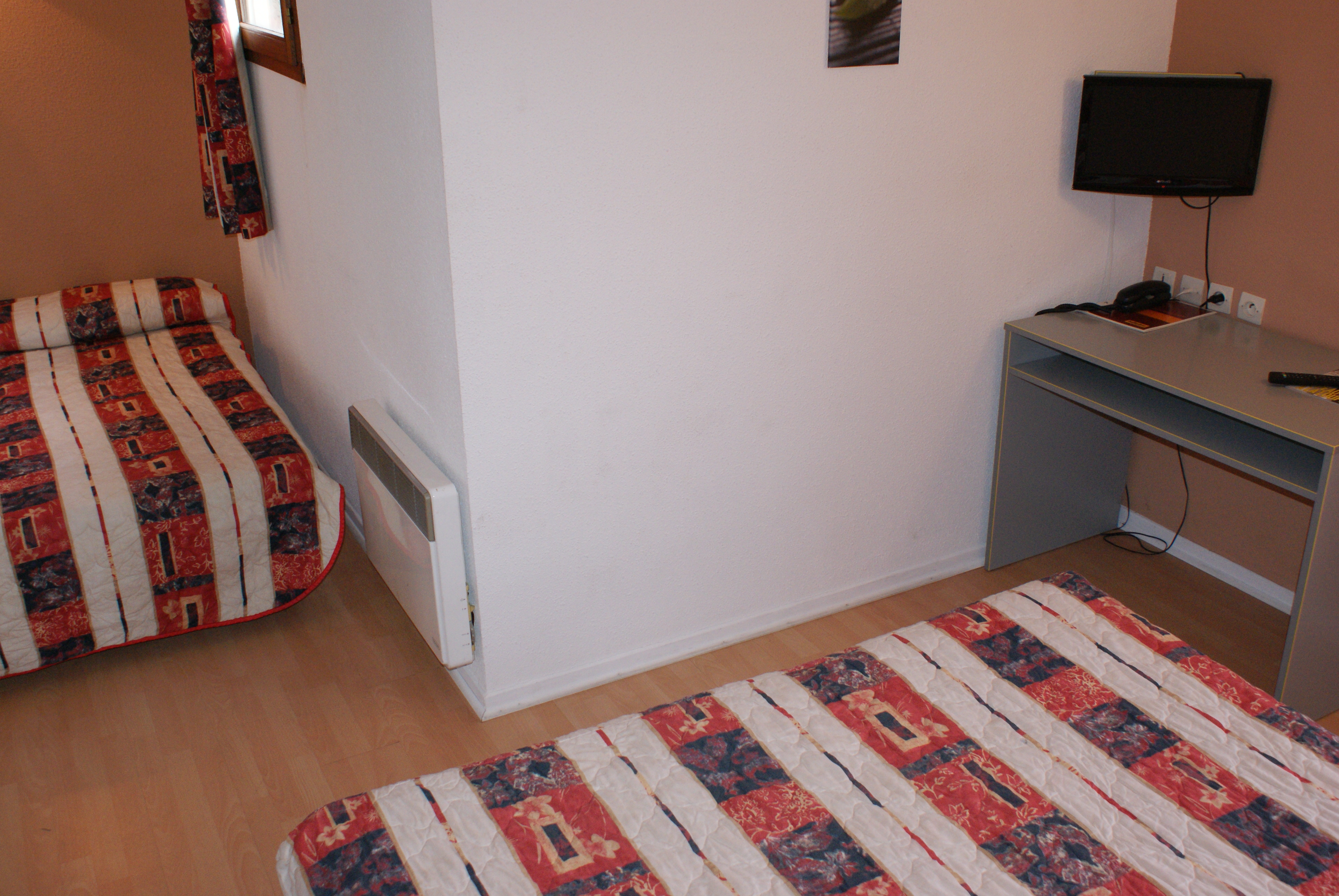 Brit Hotel Confort Pau Lons