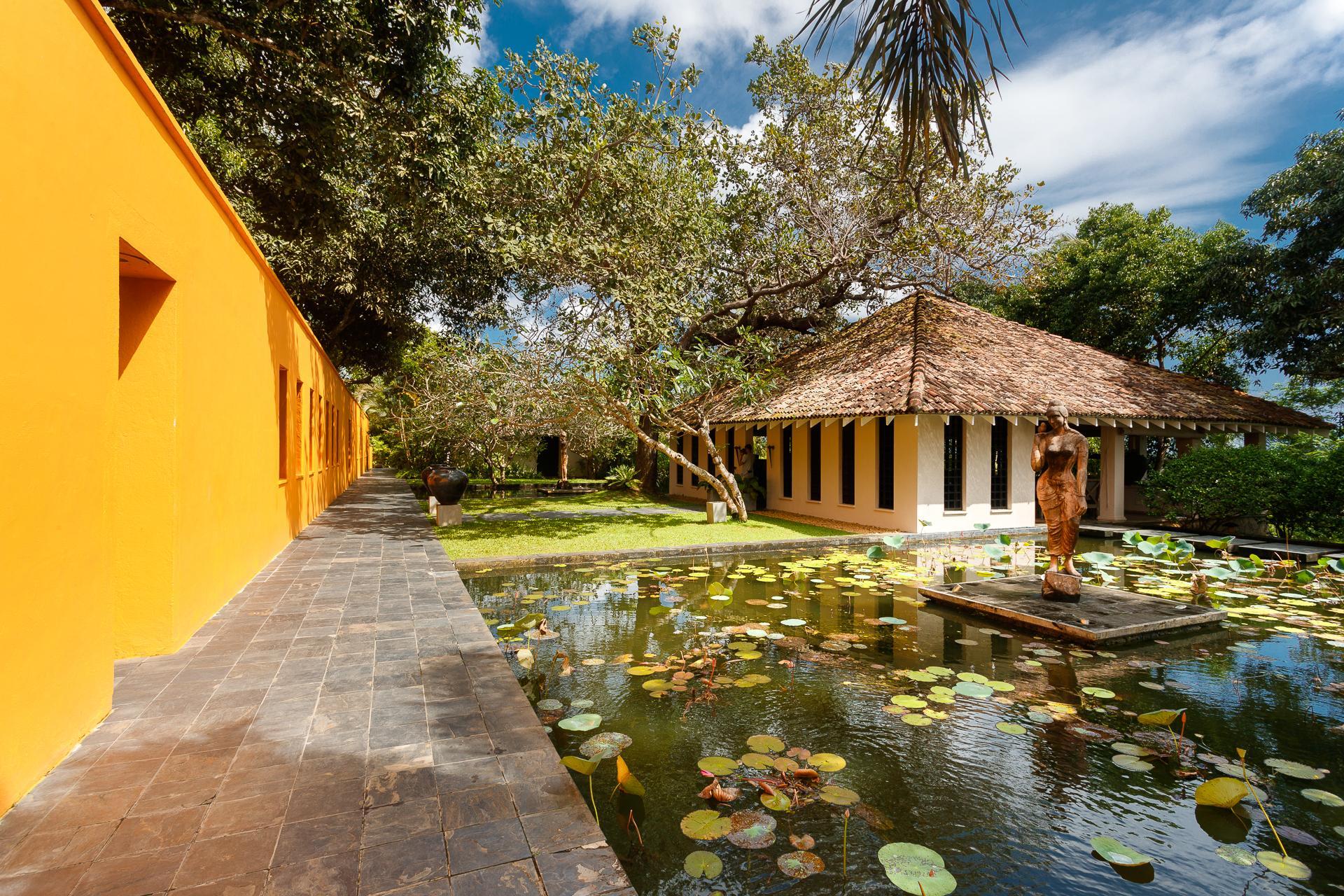 Kahanda Kanda Galle by null
