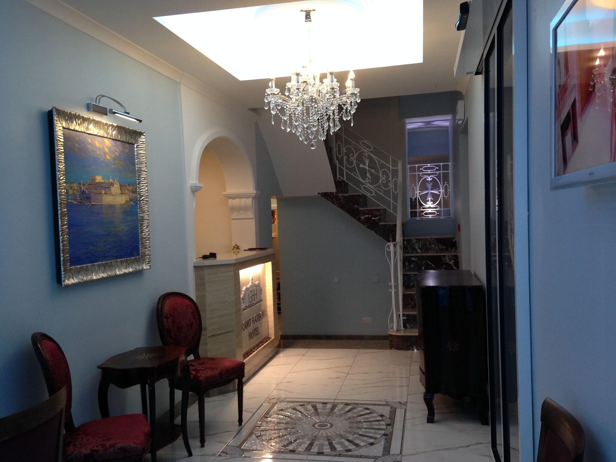 Grand Harbour Hotel by null