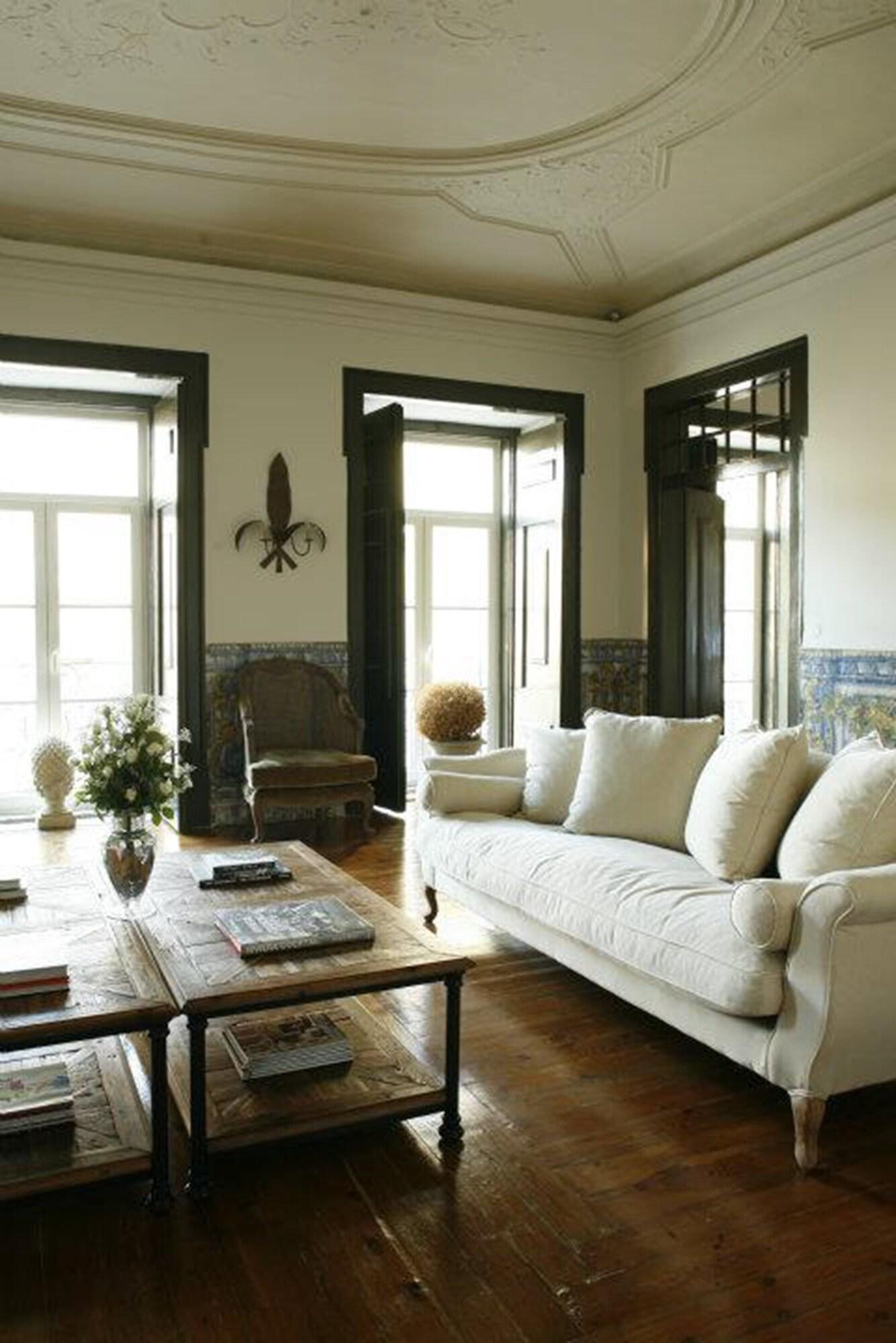 Palacio Ramalhete by null