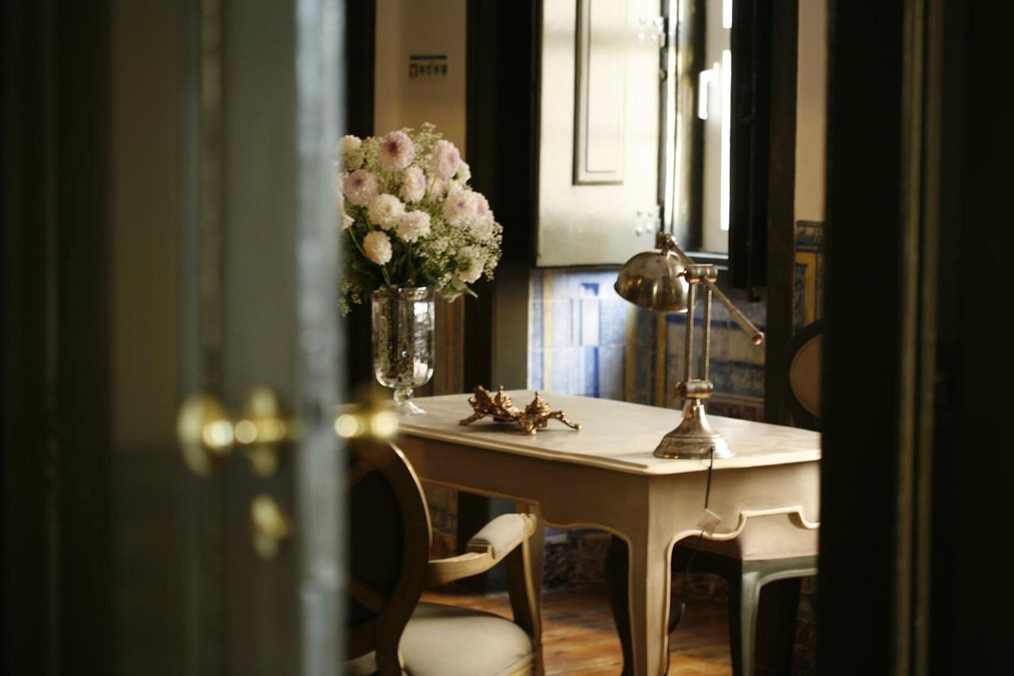 Palacio Ramalhete by null