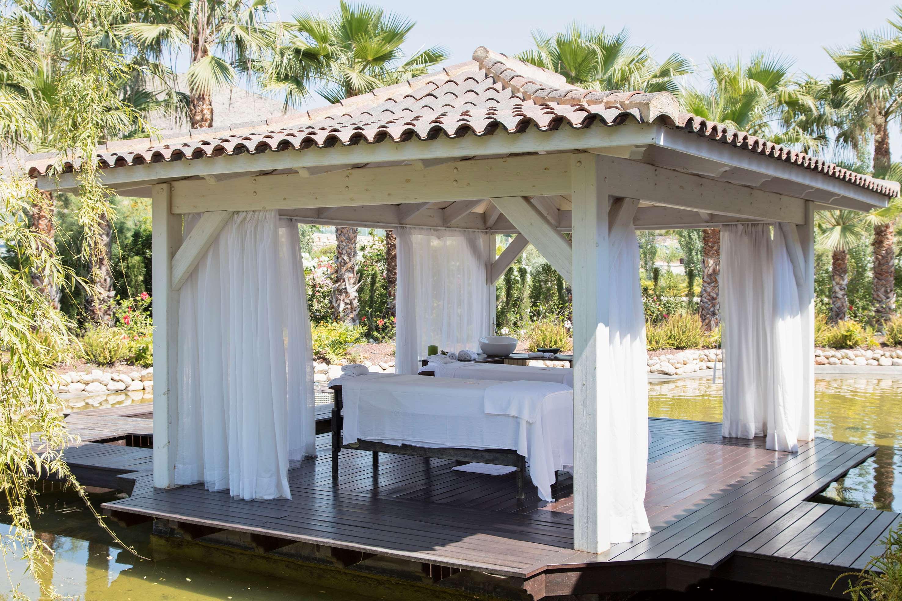 Meliá Villaitana by null