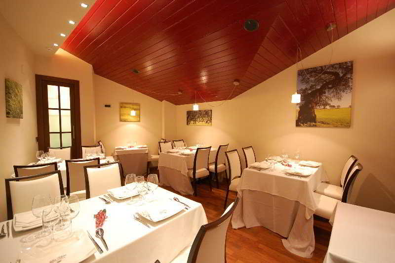 Los Usias Hotel