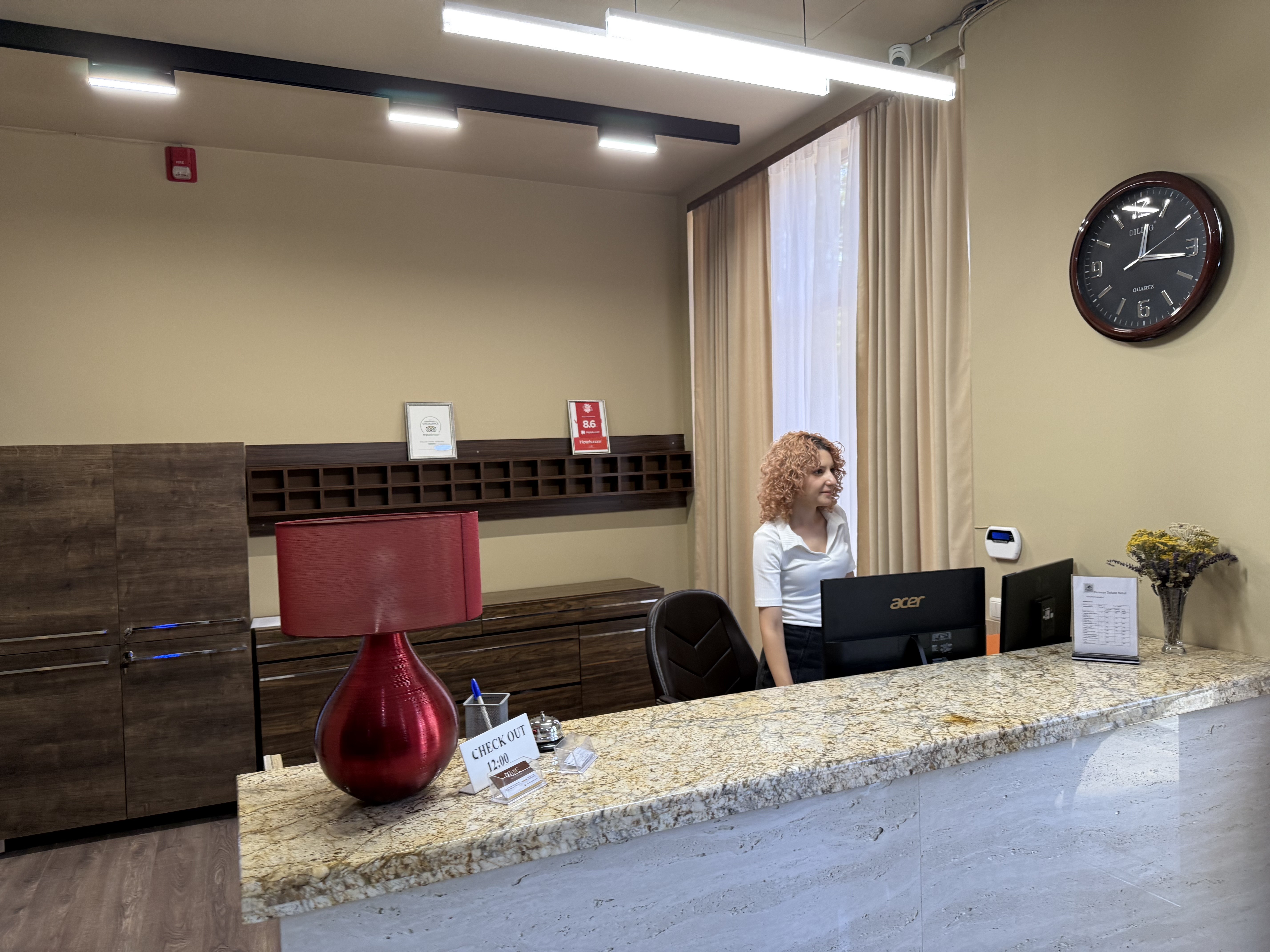 Yerevan Deluxe Hotel