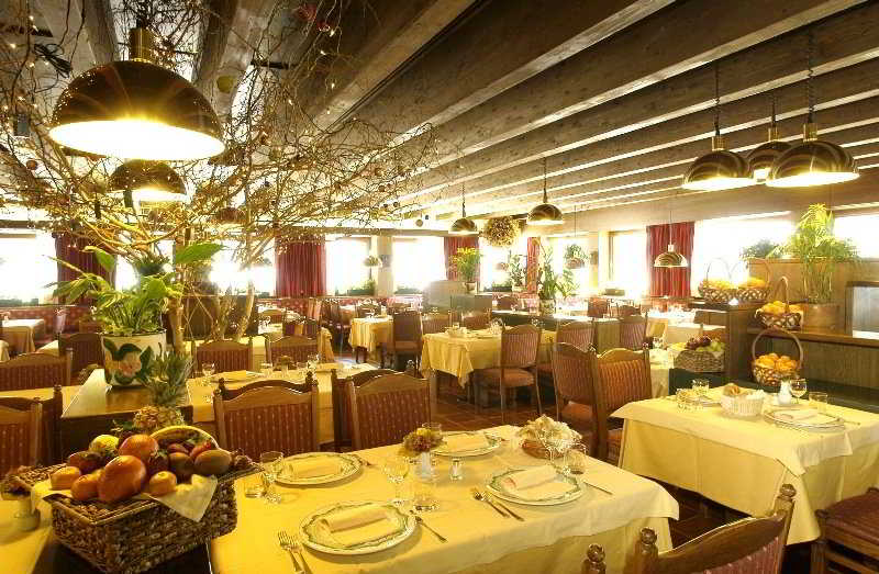 San Pellegrino Moena - Hotel Monzoni