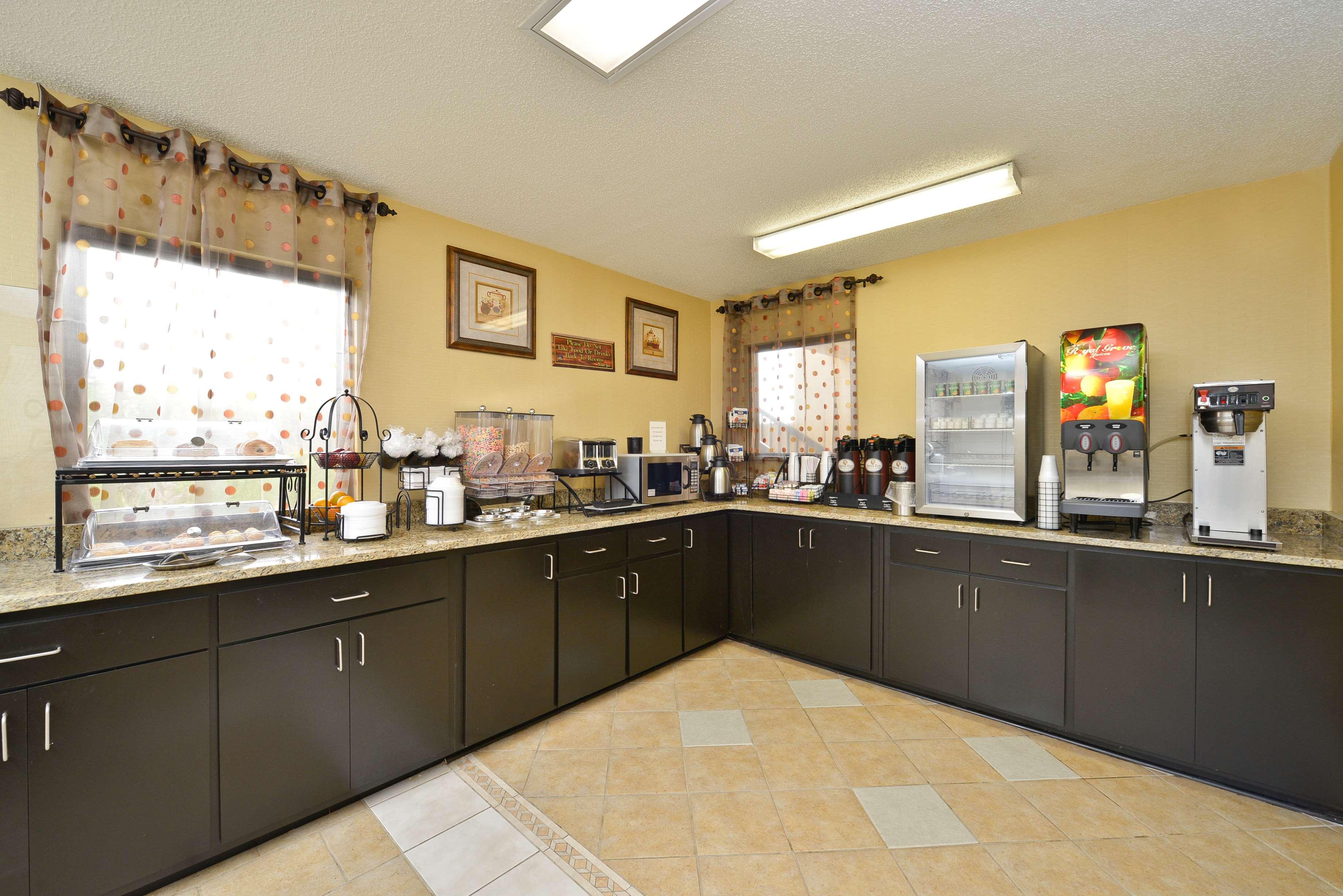 Best Western Greenville Inn