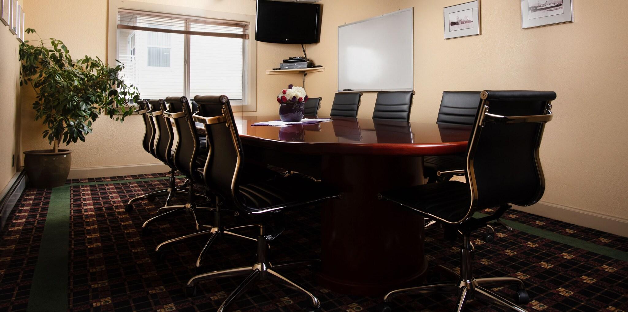 The Landing Hotel by null