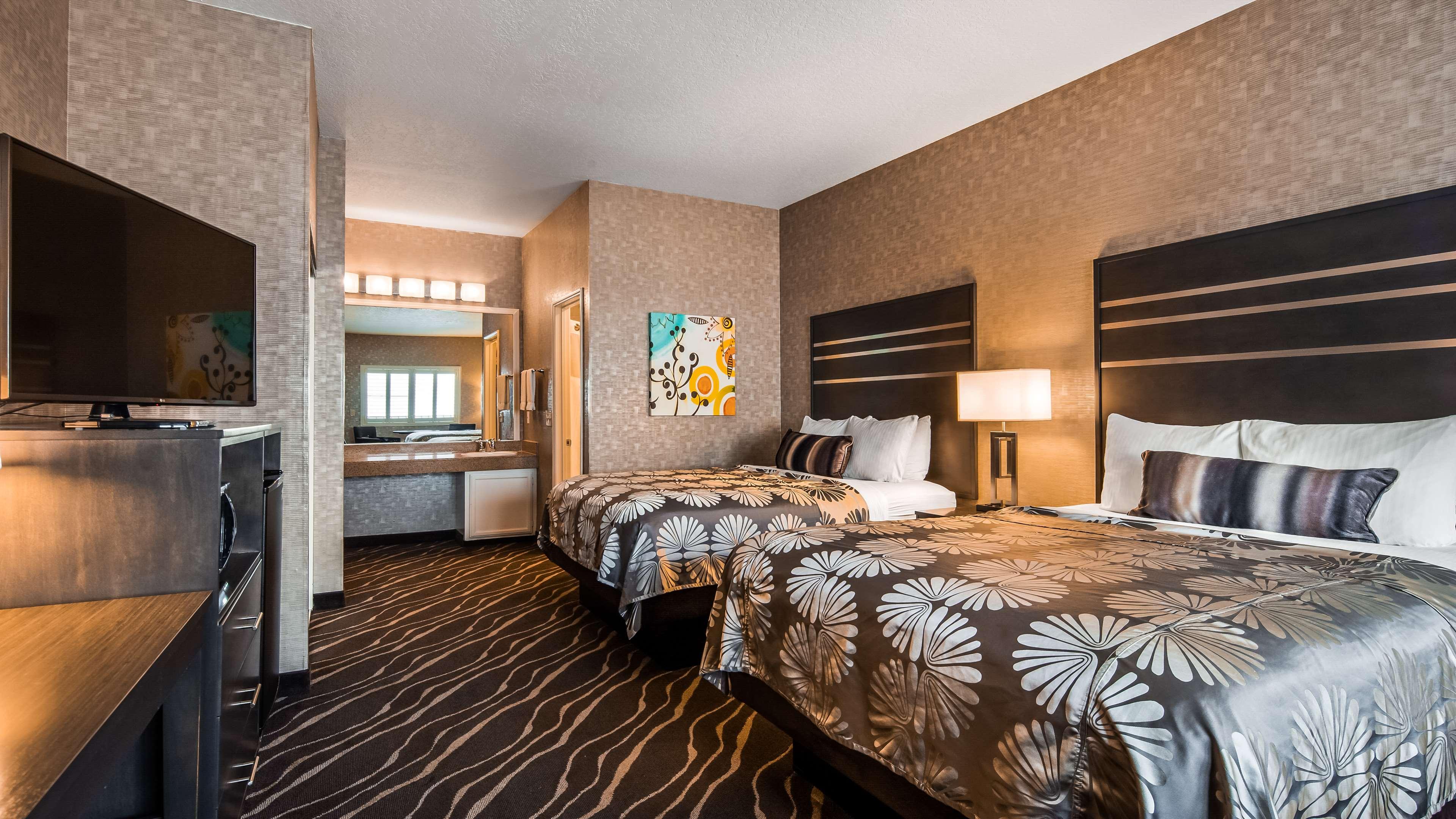 Best Western Plus Park Place Inn - Mini Suites