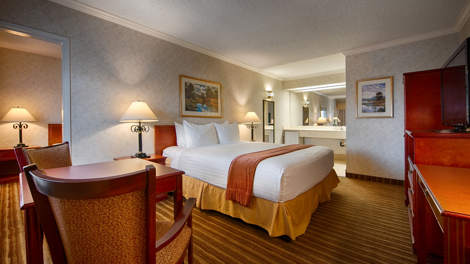 Best Western Orange Plaza