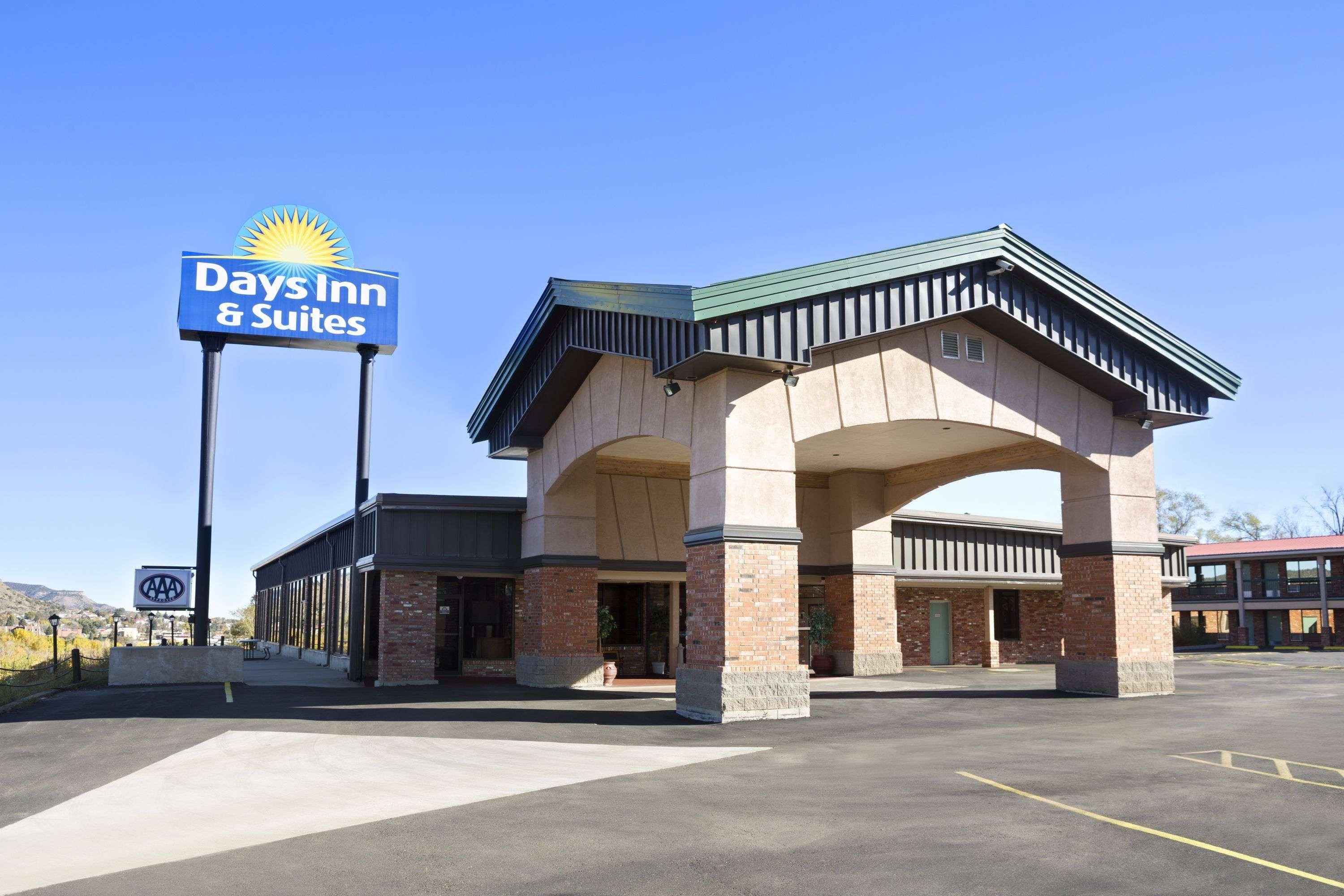 Days Inn and Suites Trinidad