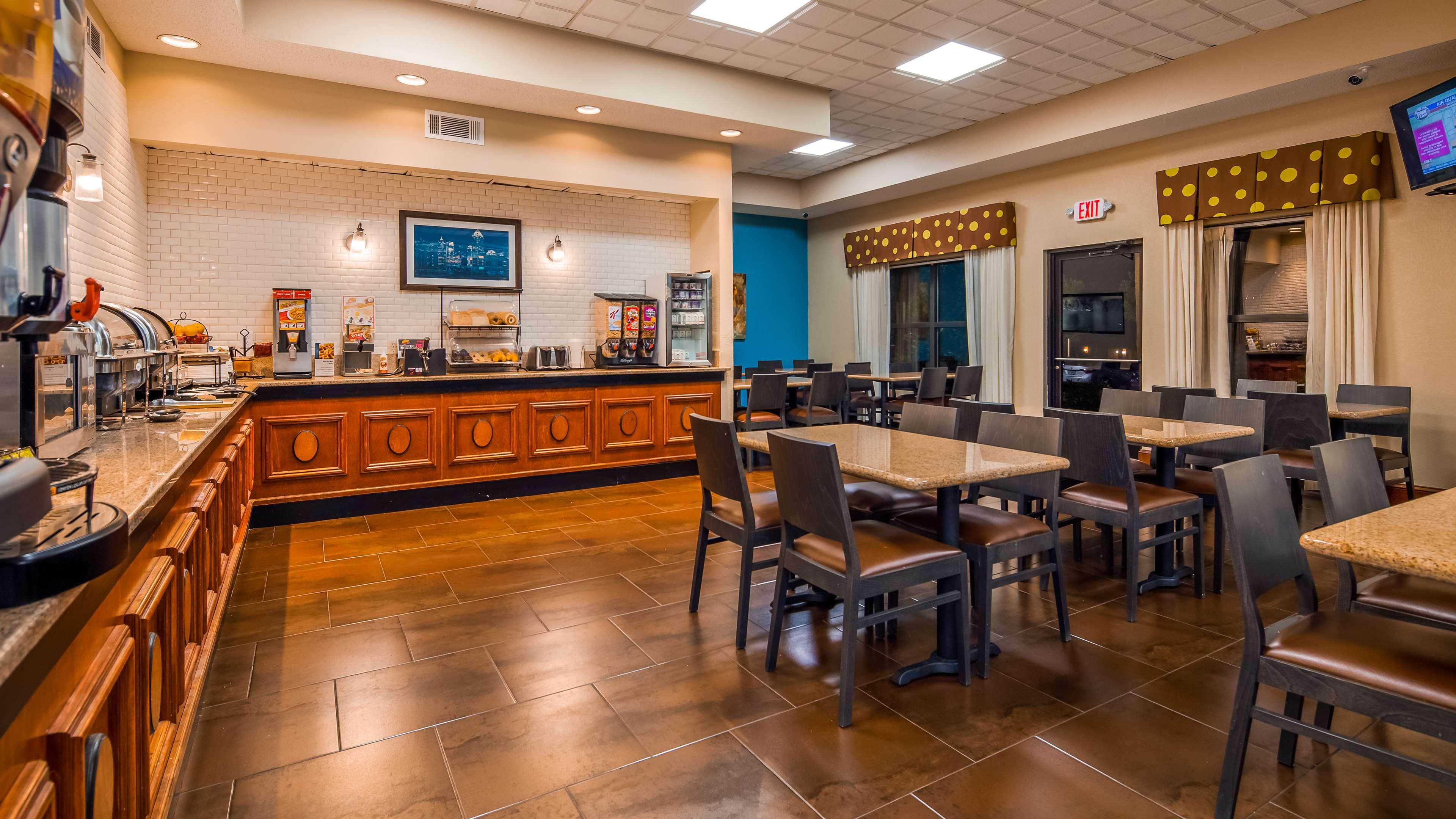 SKY POINT HOTEL and SUITES - ATLANTA AIRPORT