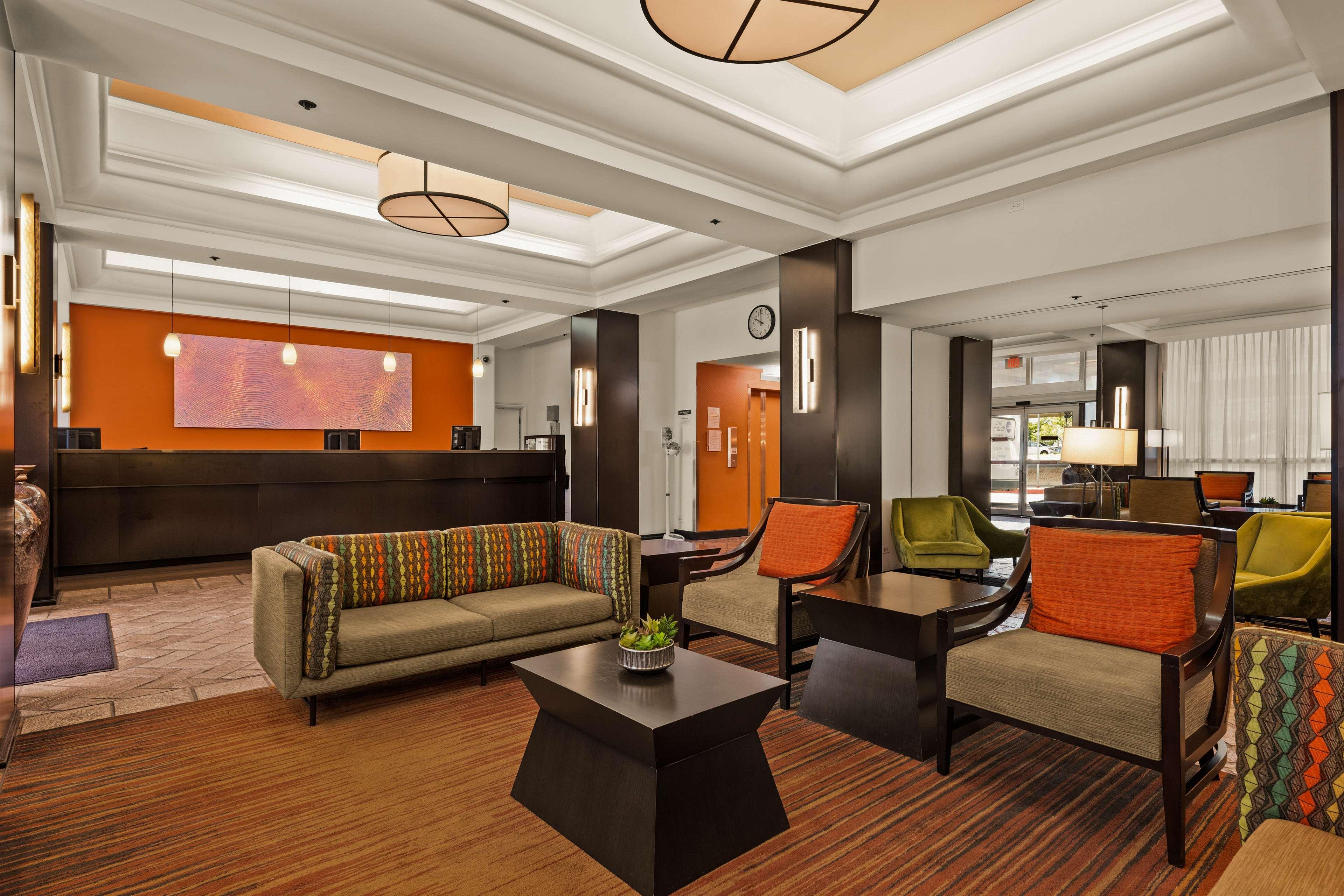 Best Western The Plaza Hotel Honolulu Airport by null