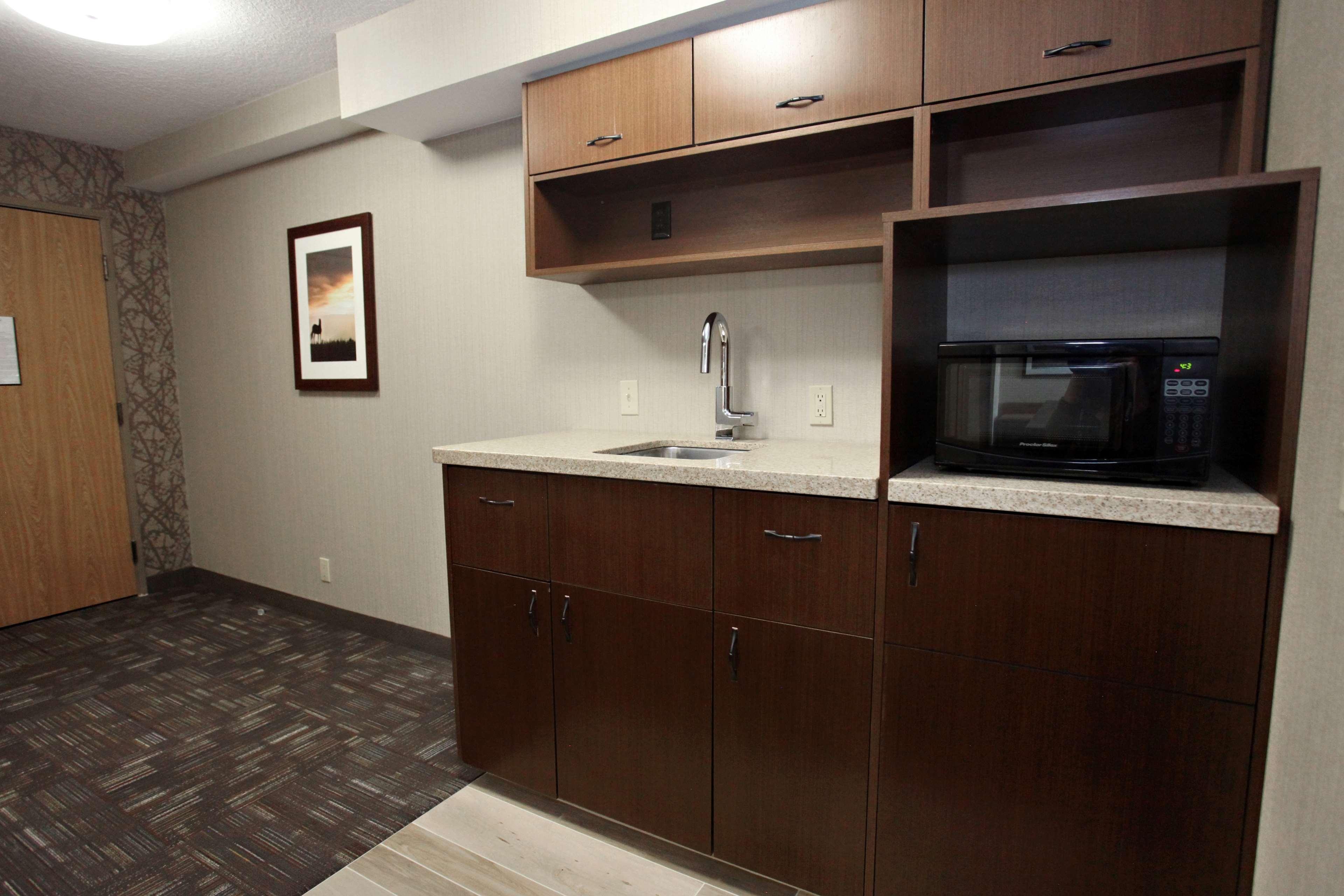 Best Western Plus CottonTree Inn