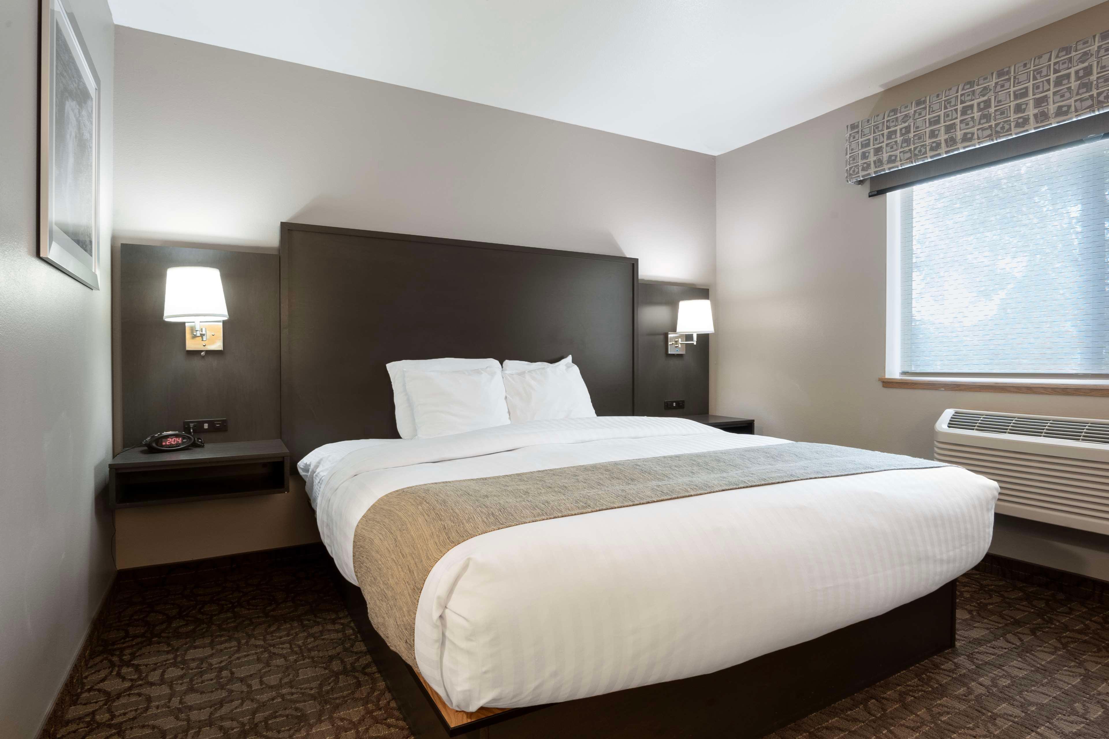 Best Western Sawtooth Inn & Suites