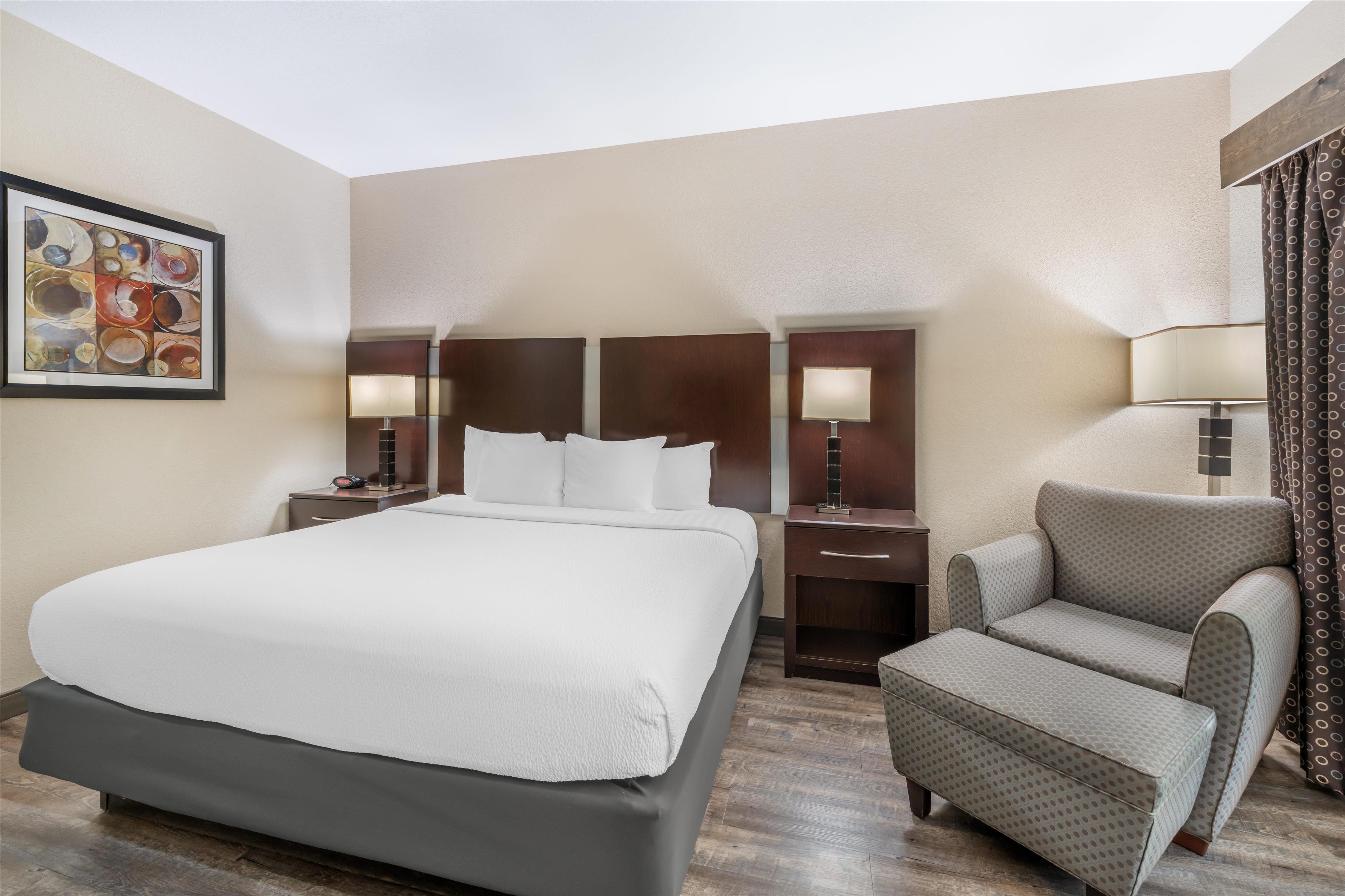 Best Western Plus Eastgate Inn & Suites