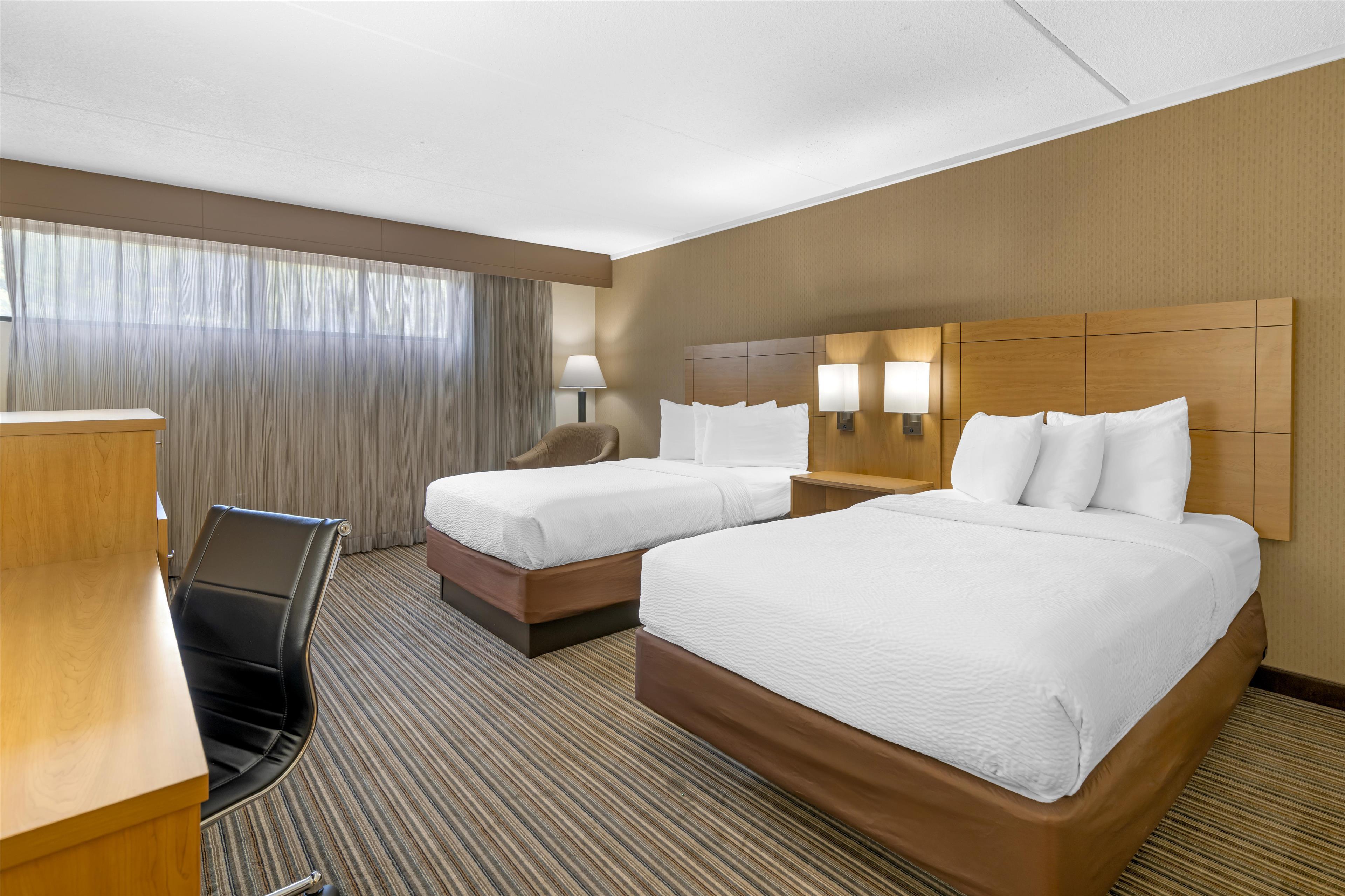 Best Western Royal Plaza Hotel & Trade Center