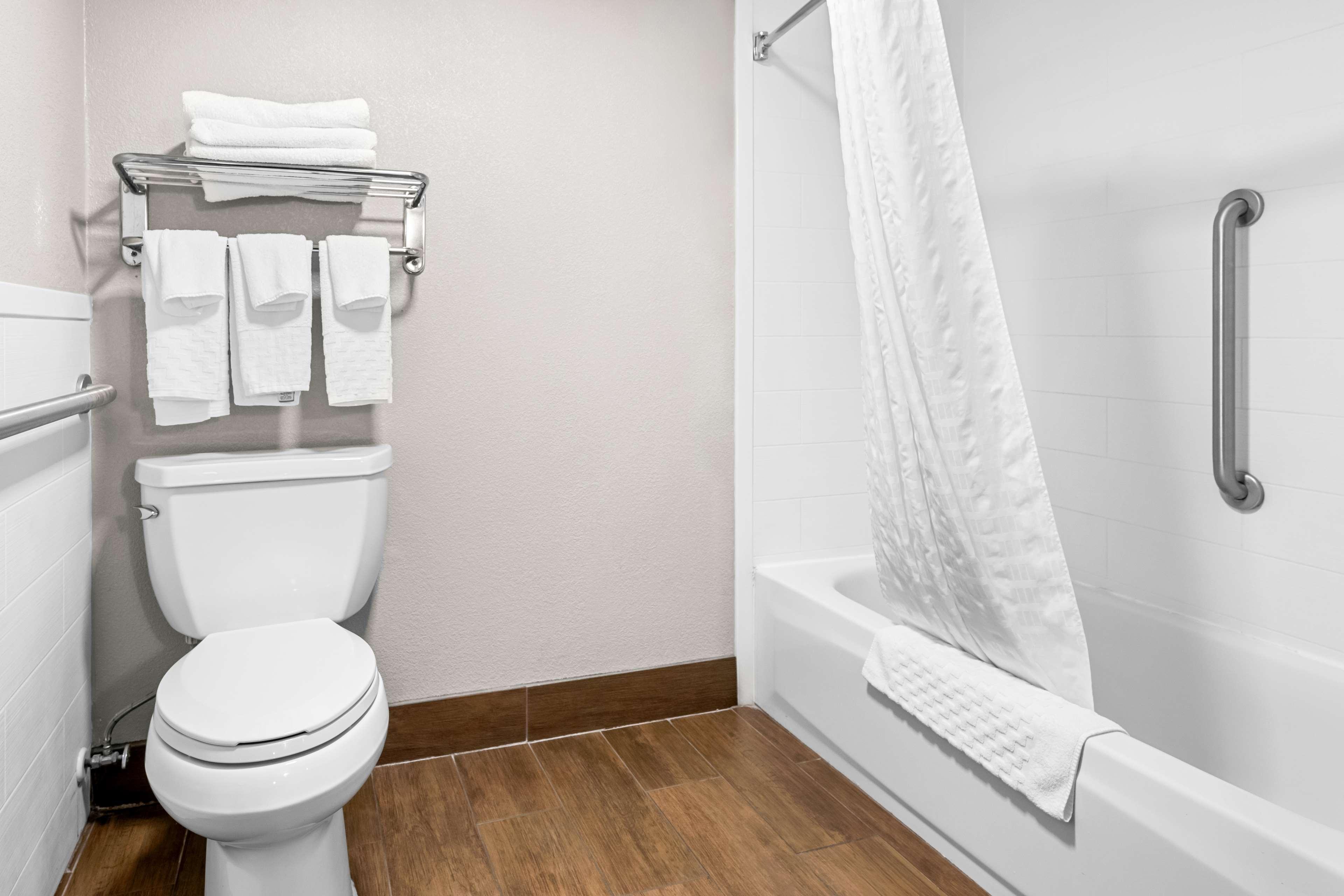 Best Western Executive Suites