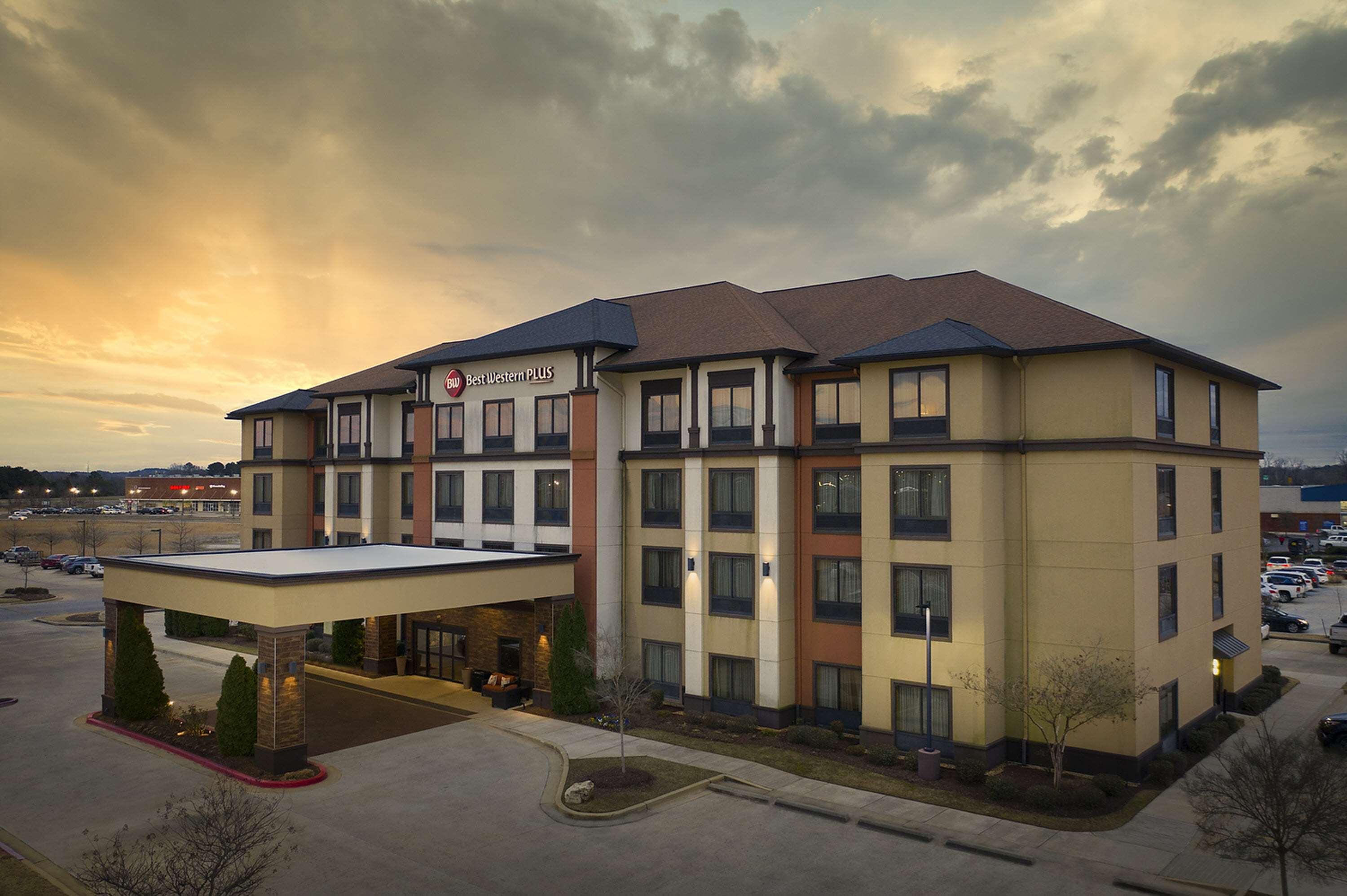 Best Western Plus Tupelo Inn & Suites by null