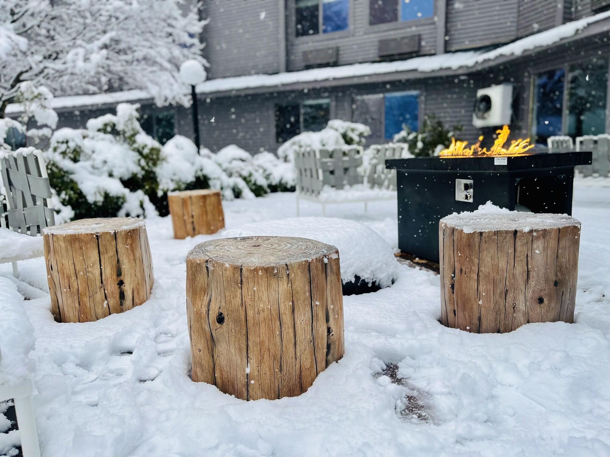 A Hotel Inn Sunapee by null