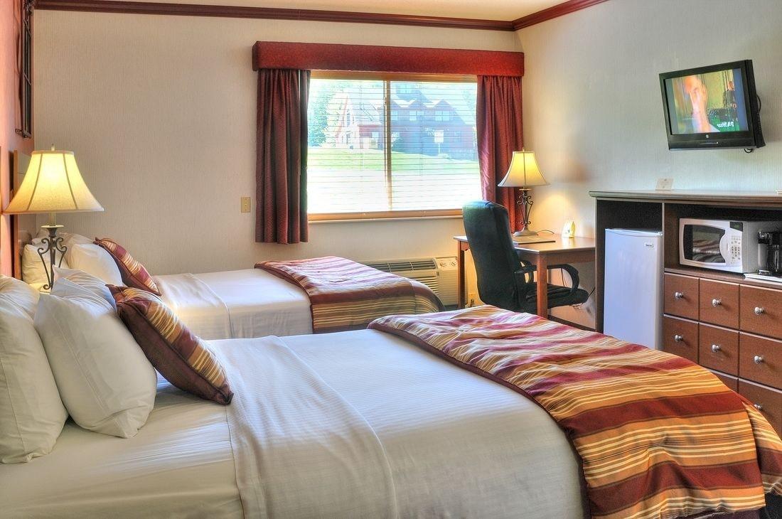 A Hotel Inn Sunapee by null