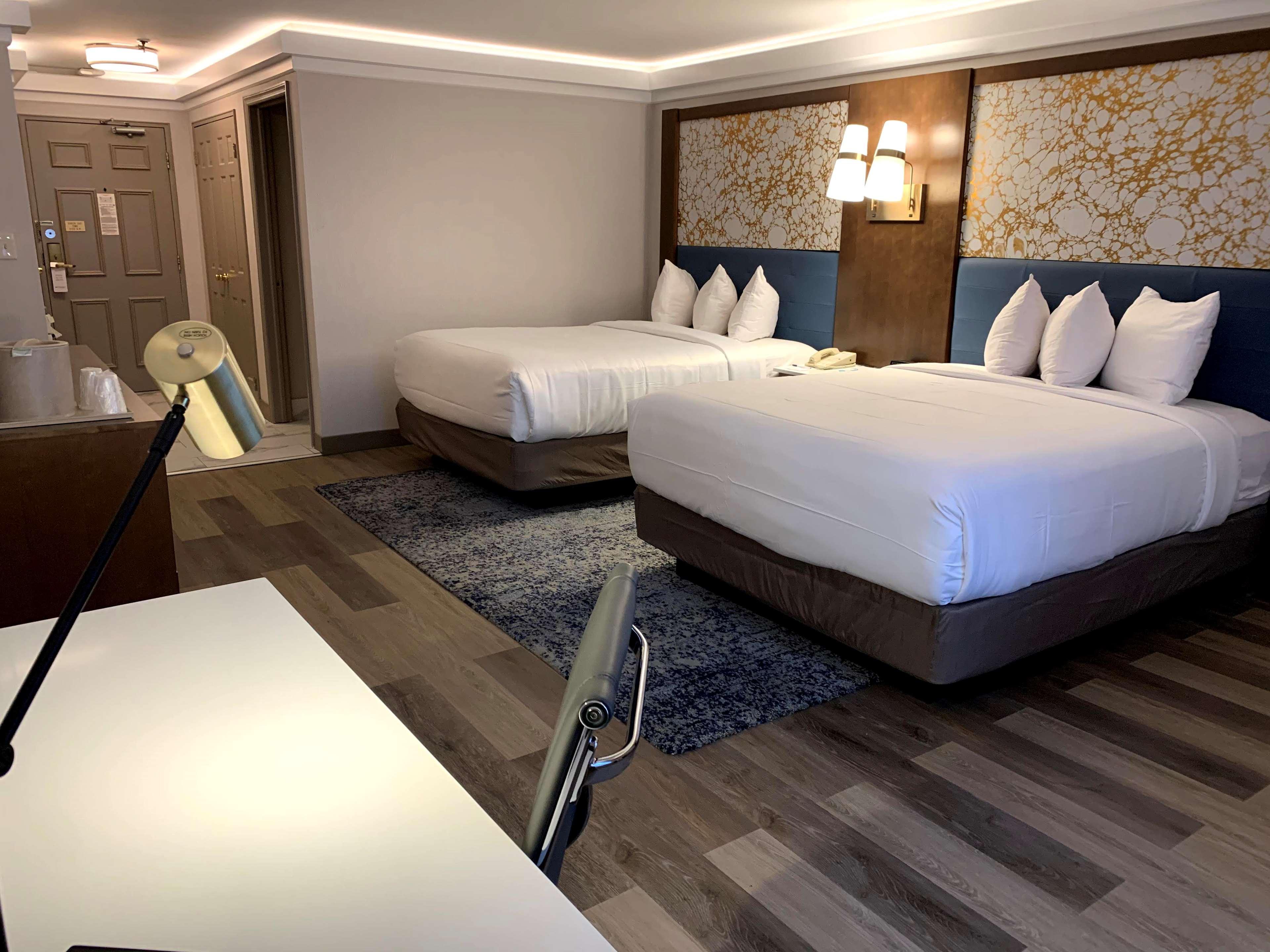 The Westfield Inn, Bw Signature Collection