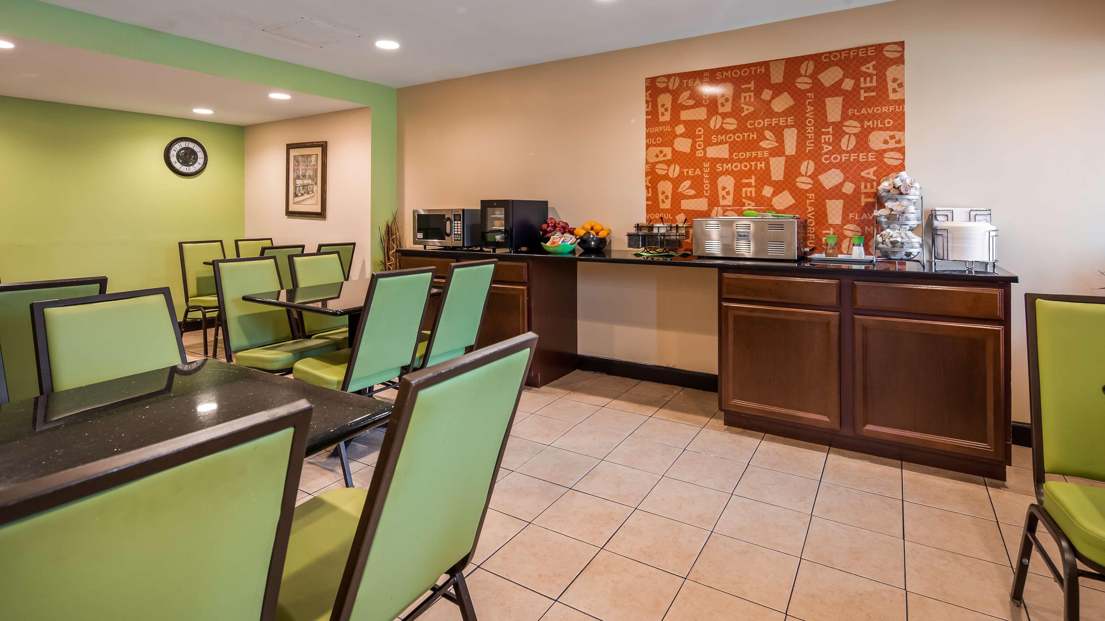 Surestay By Best Western East Brunswick