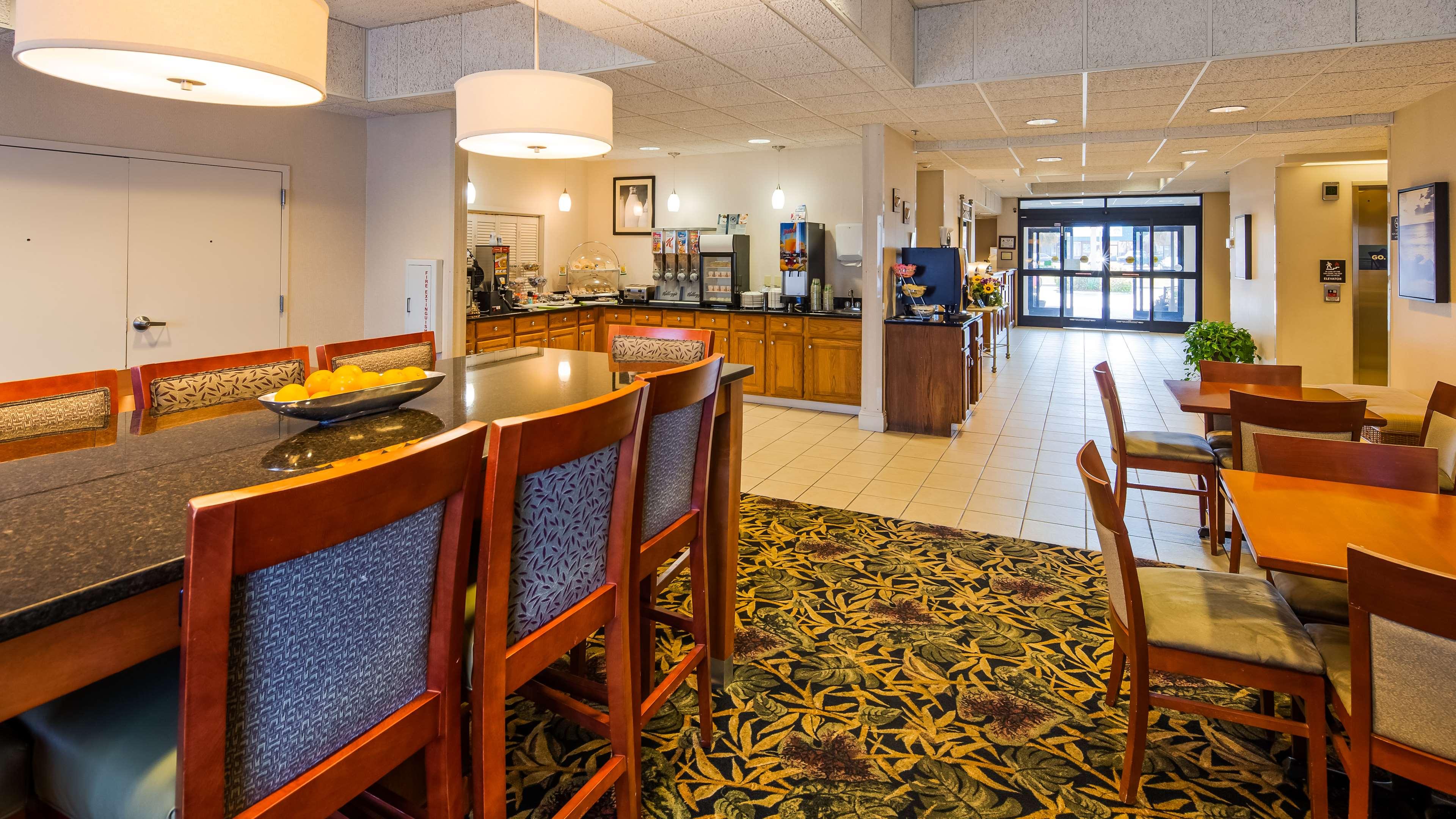 The Windstar Hotel - Emerald Isle / Swansboro.