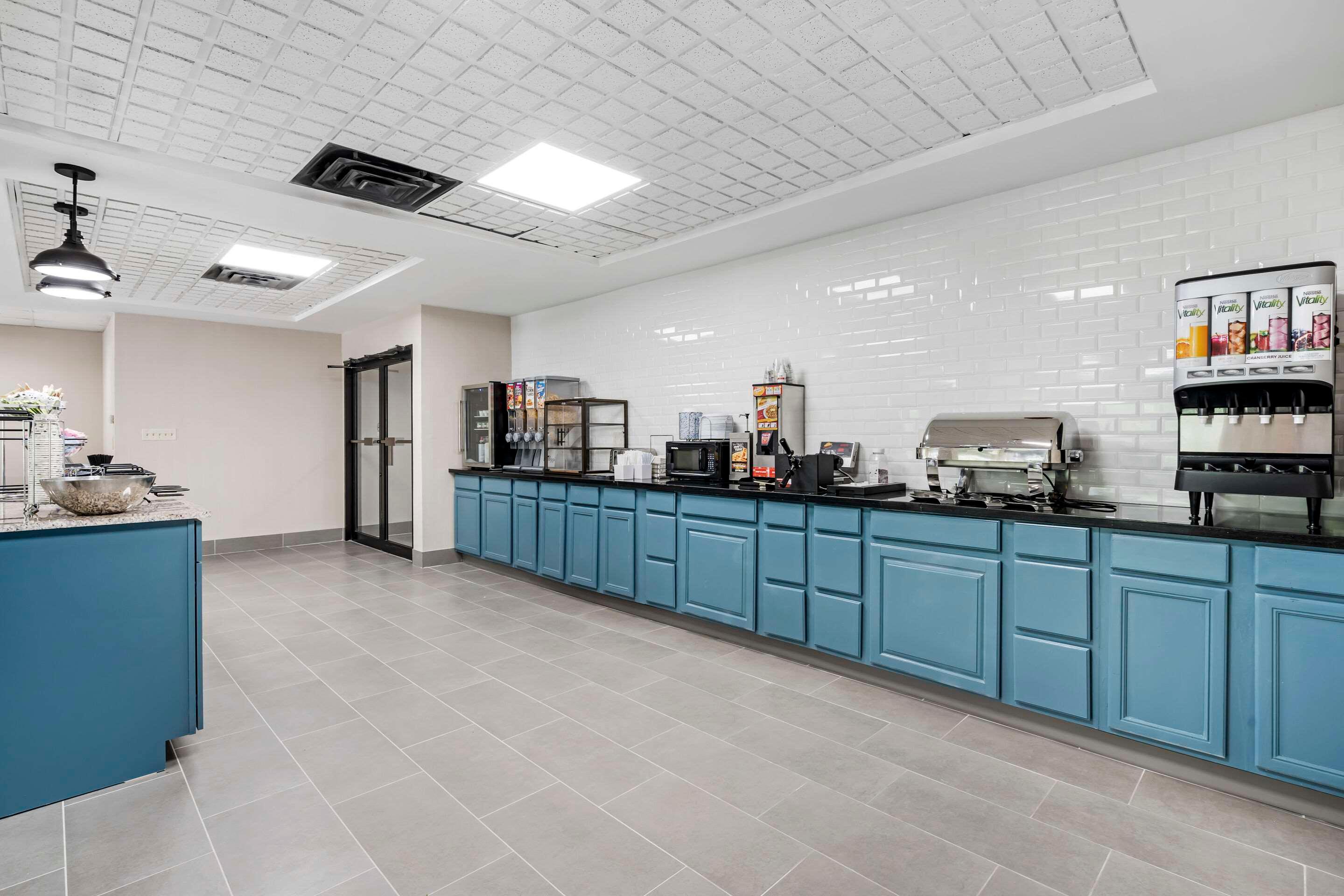 Country Inn & Suites By Radisson, Pickerington, Oh