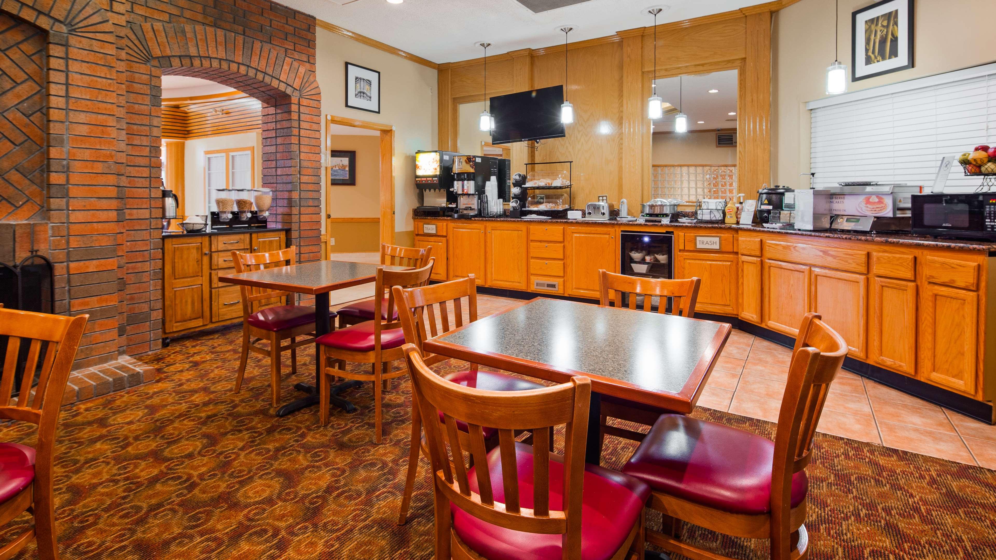 Best Western West Greenwich Inn