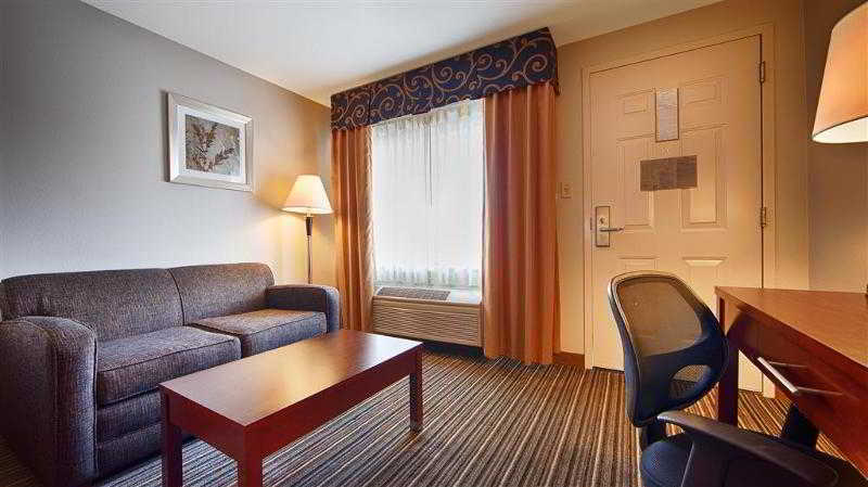 Quality Inn Memphis Airport