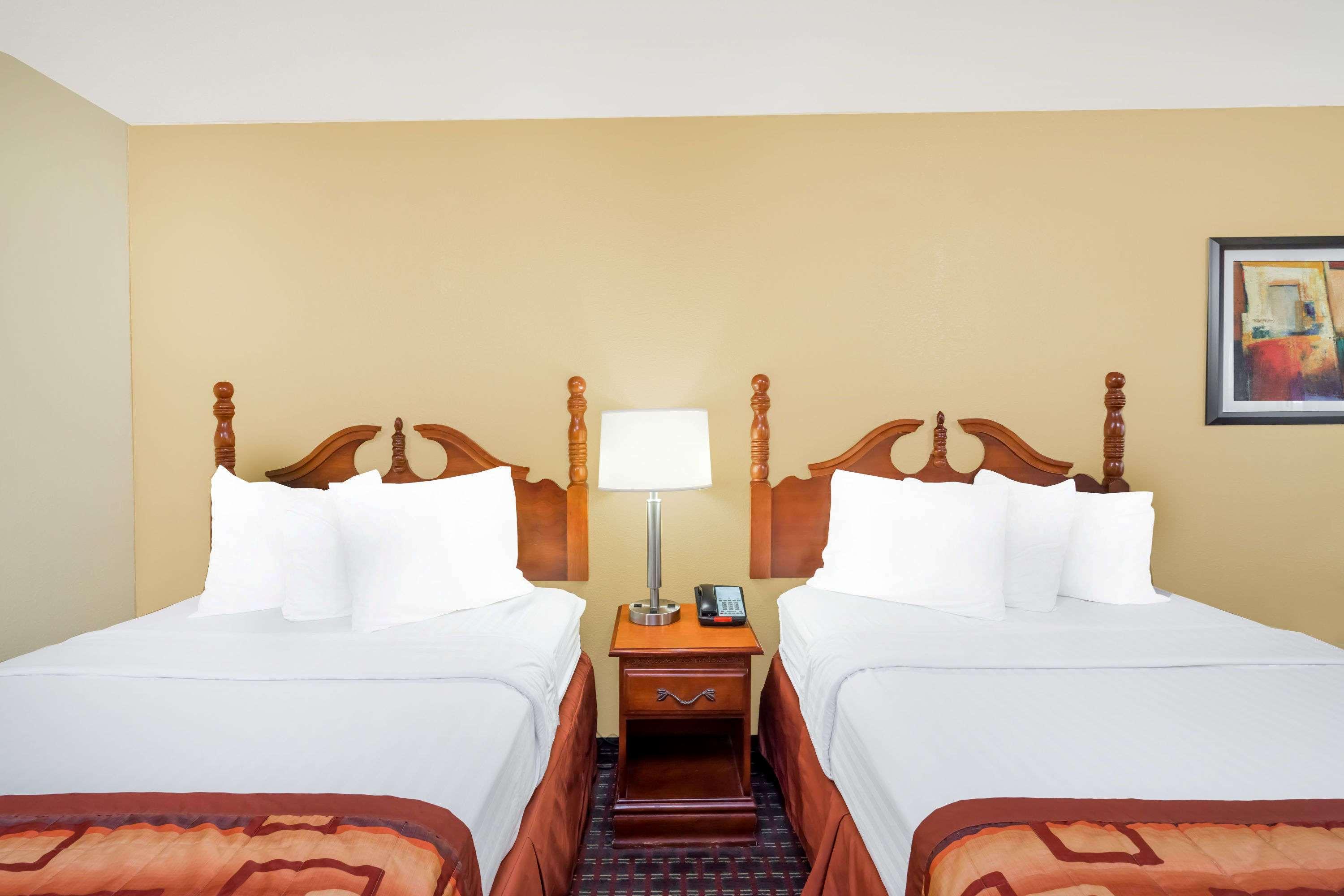 Baymont Inn & Suites Goodlettsville