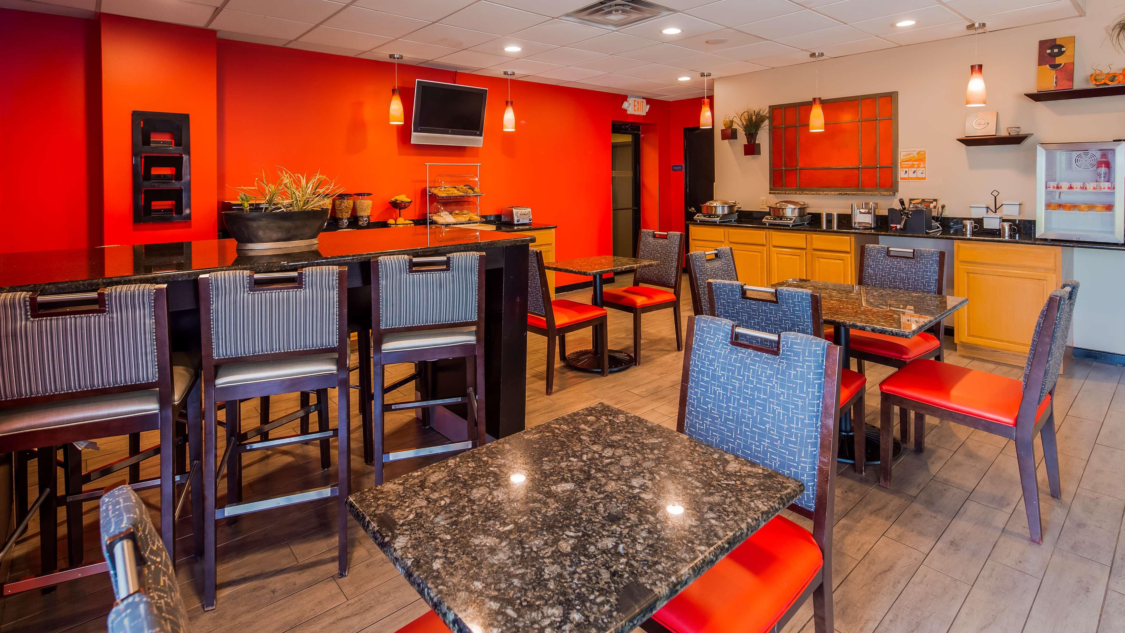 Best Western Plus Gen X Inn