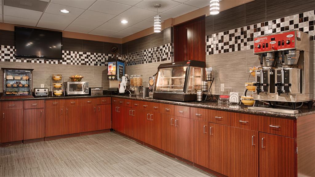 Days Inn & Suites by Wyndham Sam Houston Tollway