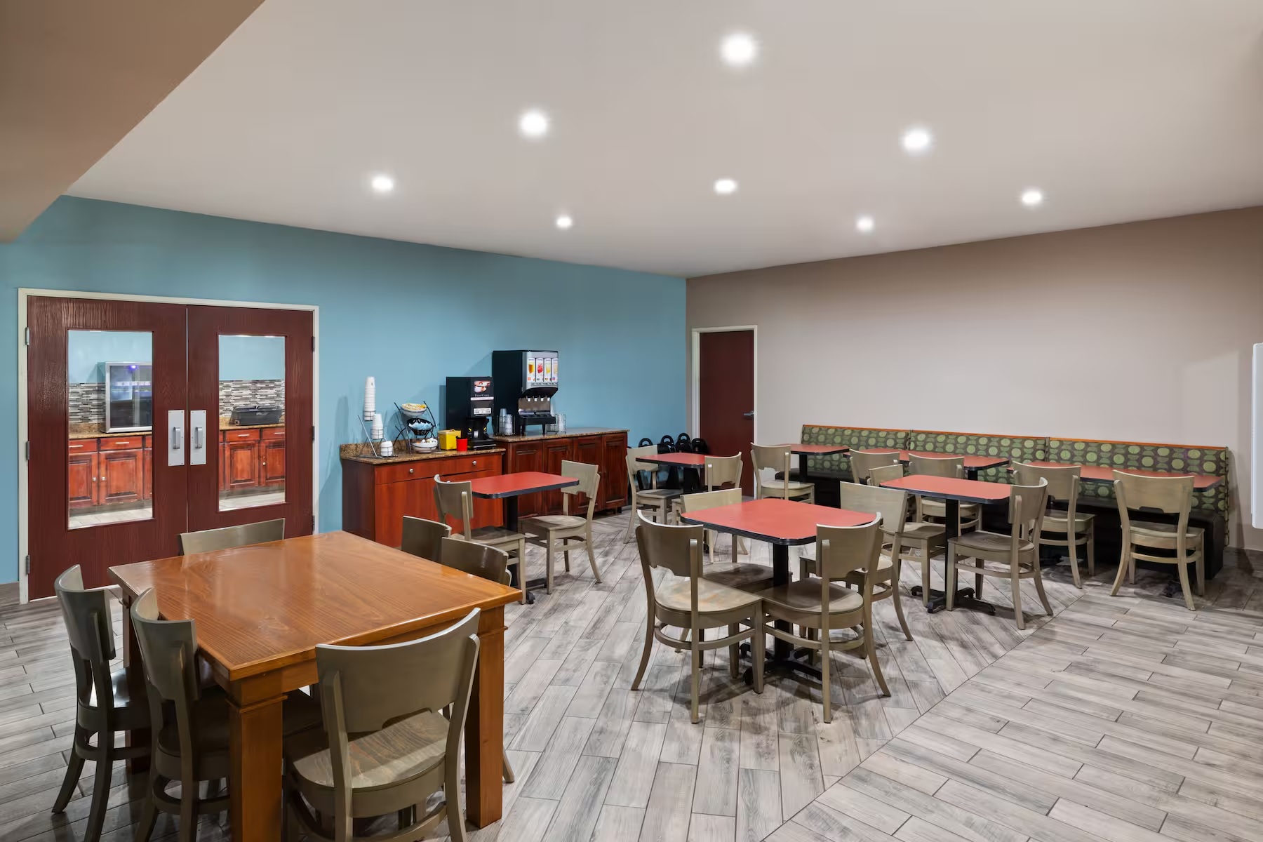 Super 8 by Wyndham Lubbock West