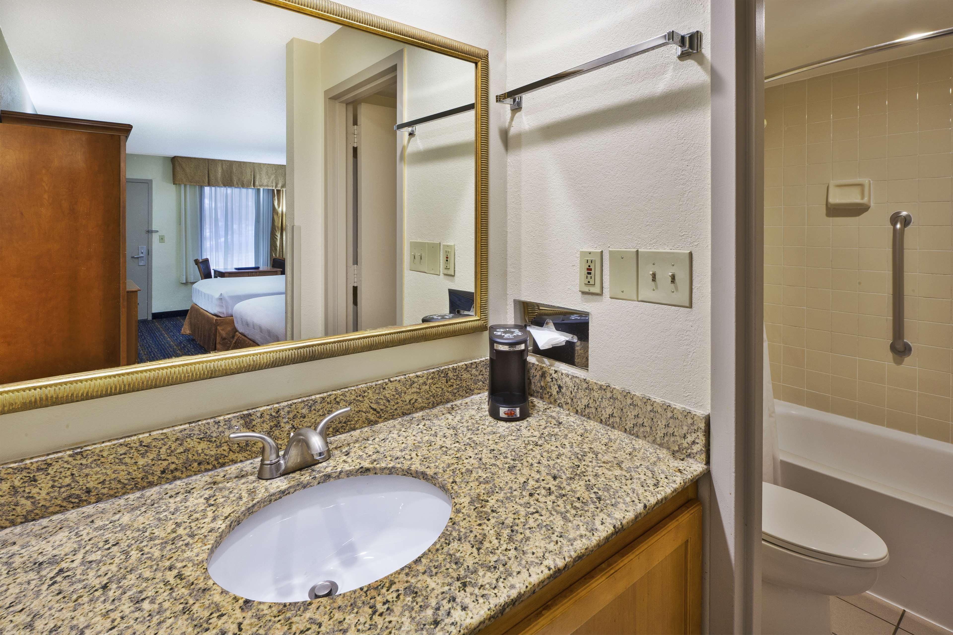 Best Western Dulles Airport Inn