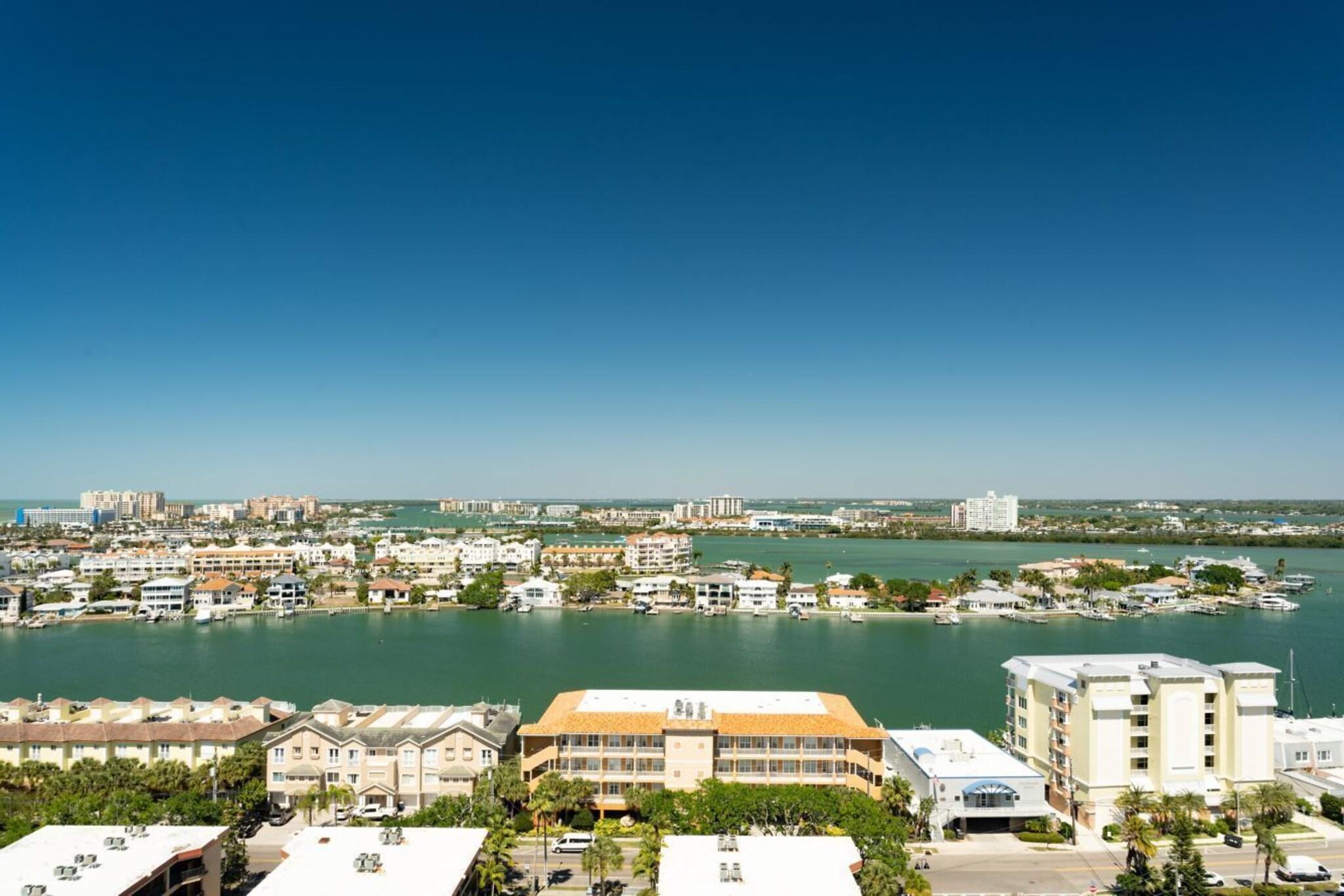  JW Marriott Clearwater Beach Resort & Spa