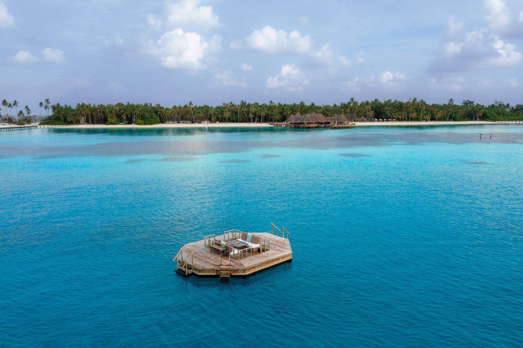 Gili Lankanfushi Maldives by null