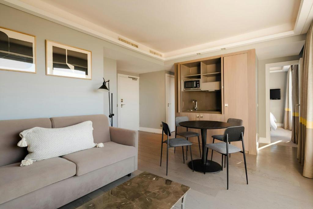 Edmond Hotel Parc Monceau