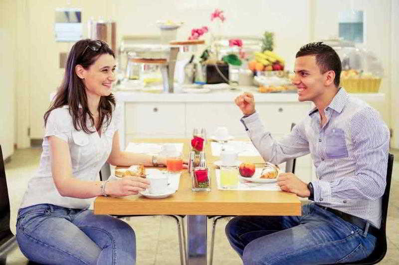 Mercure Milano Solari - attēls