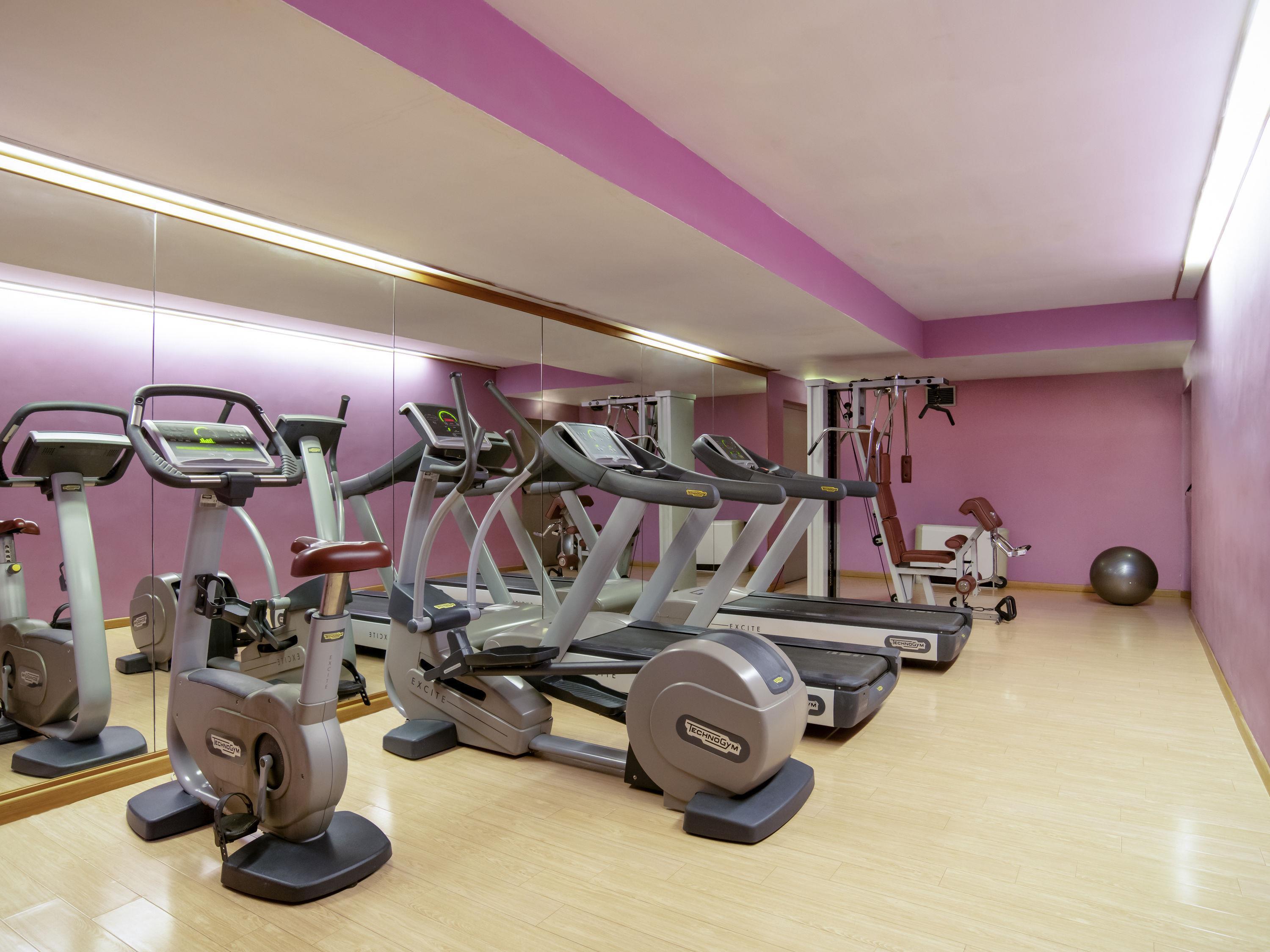 Mercure Roma West