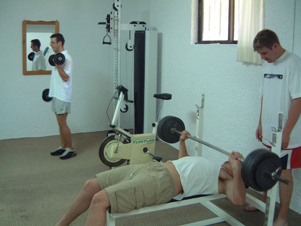 Poseidon Hotel and Apartments - photo