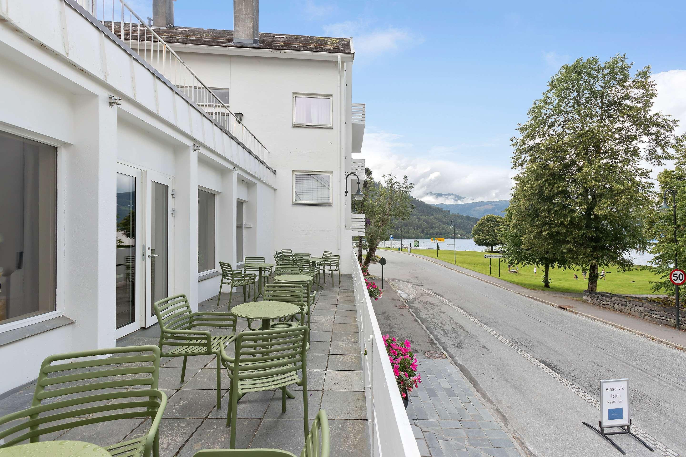 Kinsarvik Fjordhotel by null