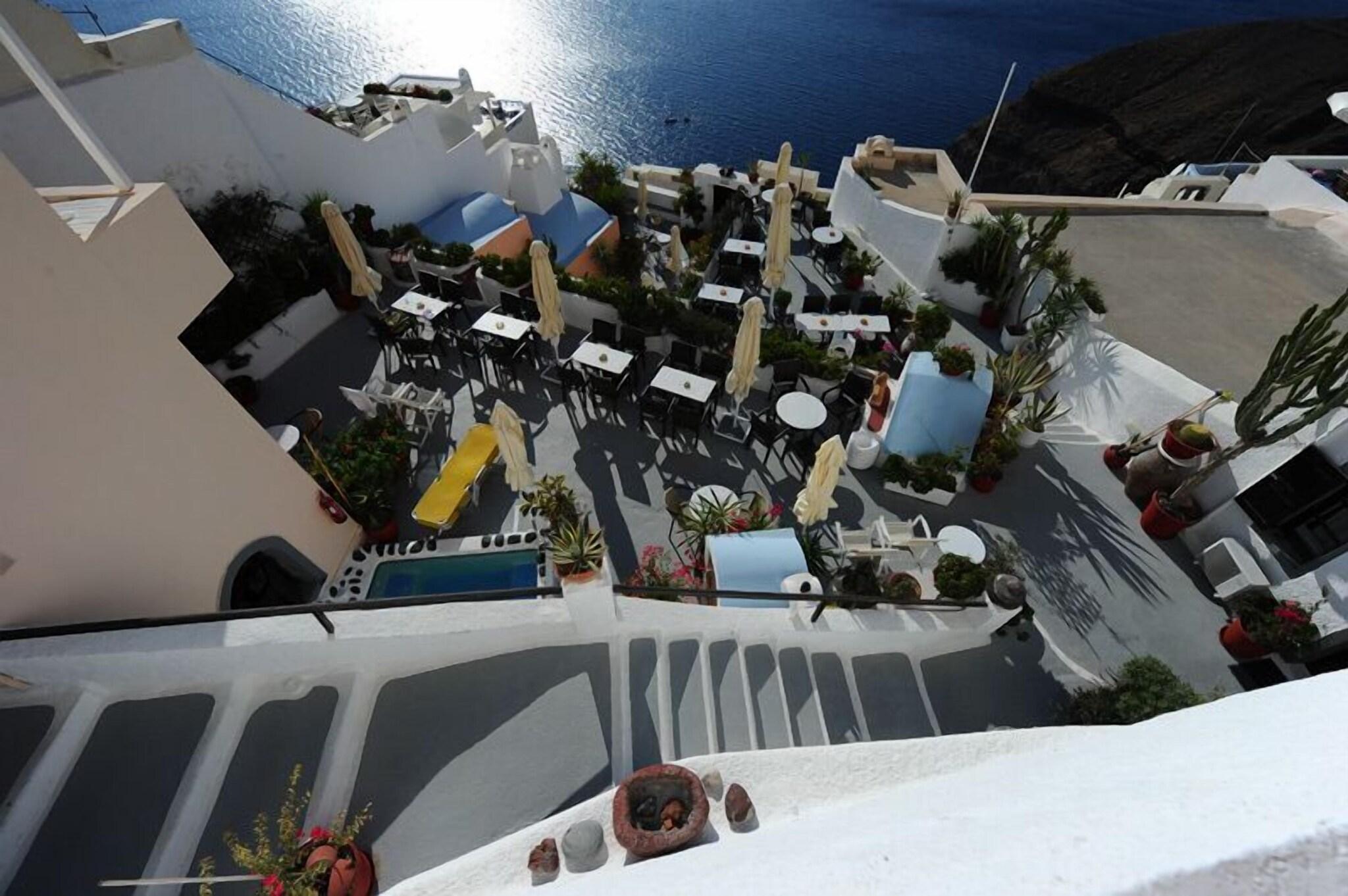 Kavalari Hotel