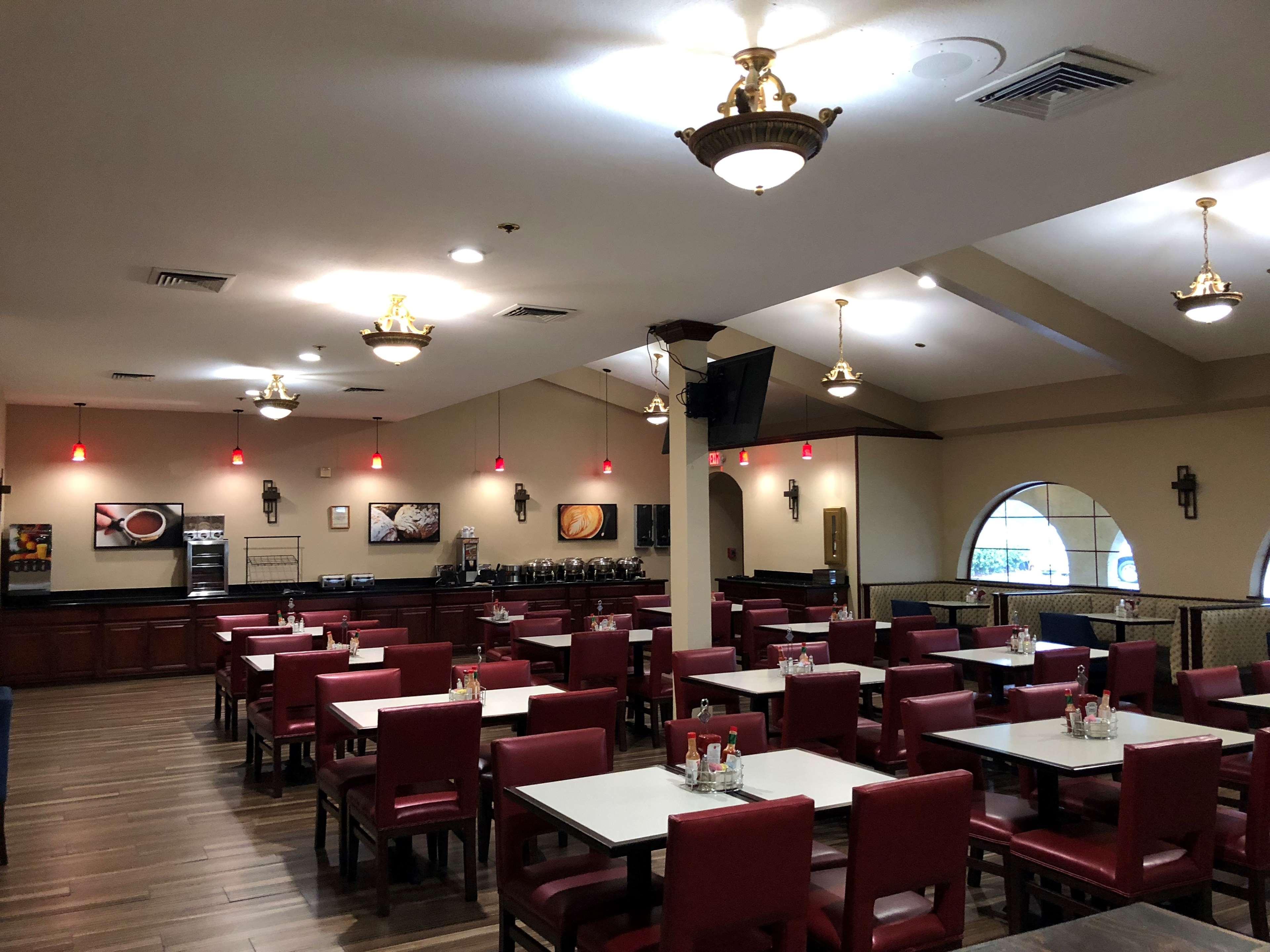 Best Western Plus Heritage Inn